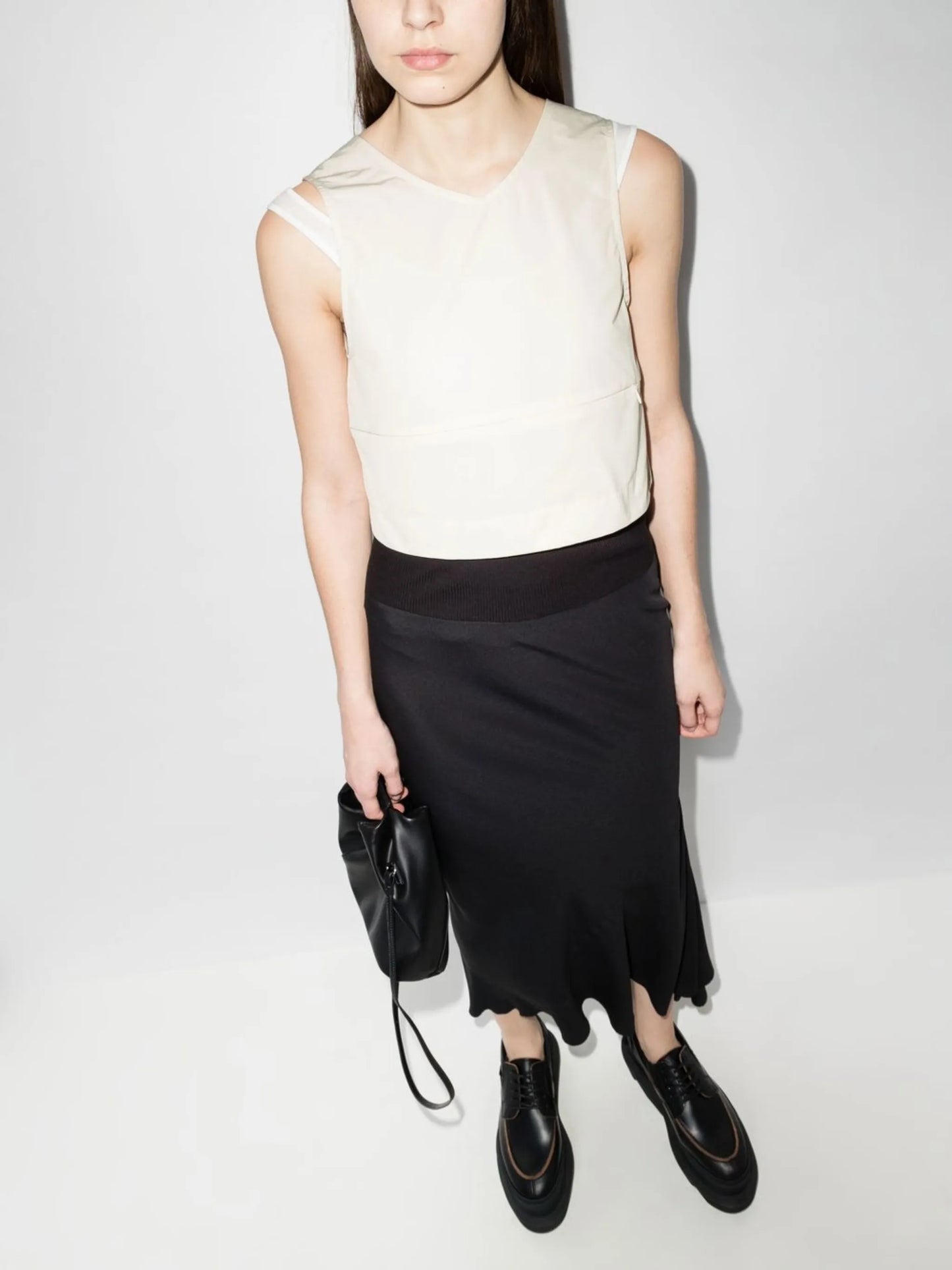 Action sleeveless crop top