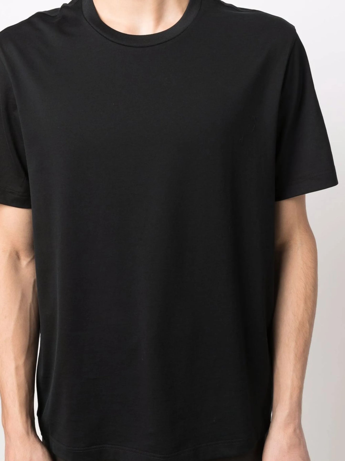 round-neck short-sleeve T-shirt