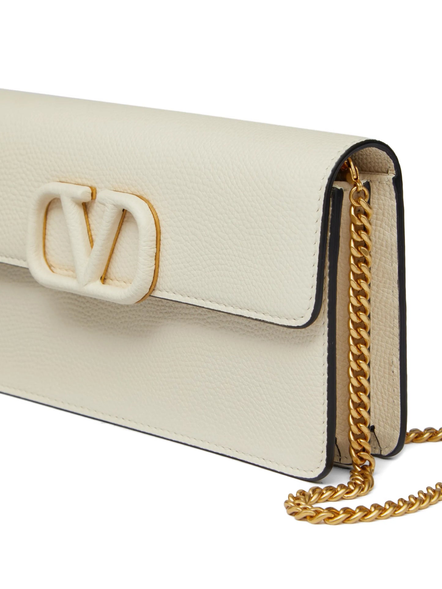 VLogo Signature grainy calfskin wallet with chain
