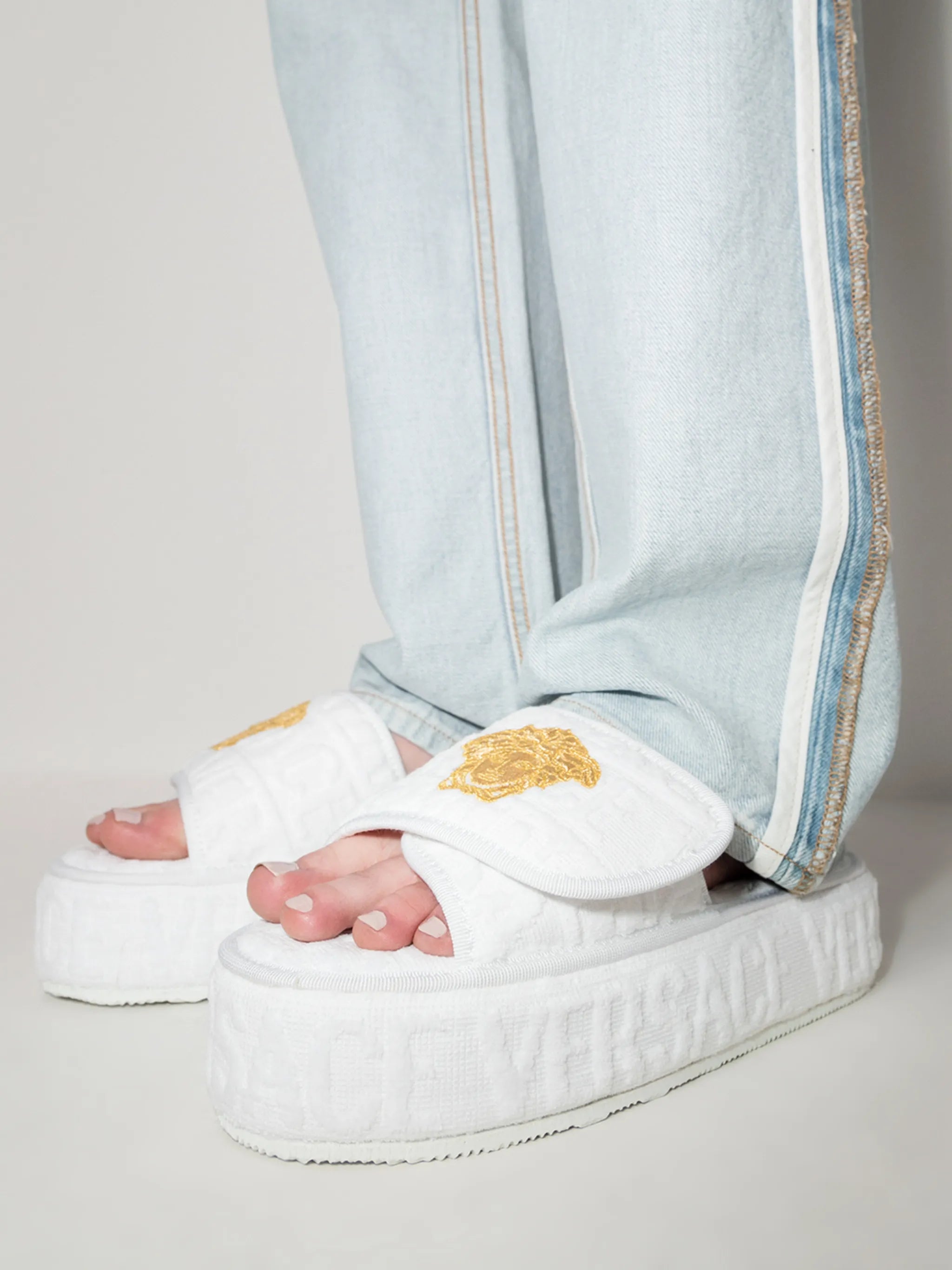 Medusa Head platform slippers