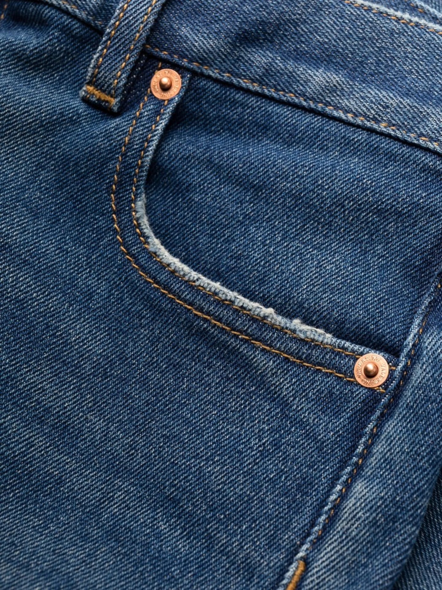 mid-rise straight-leg jeans
