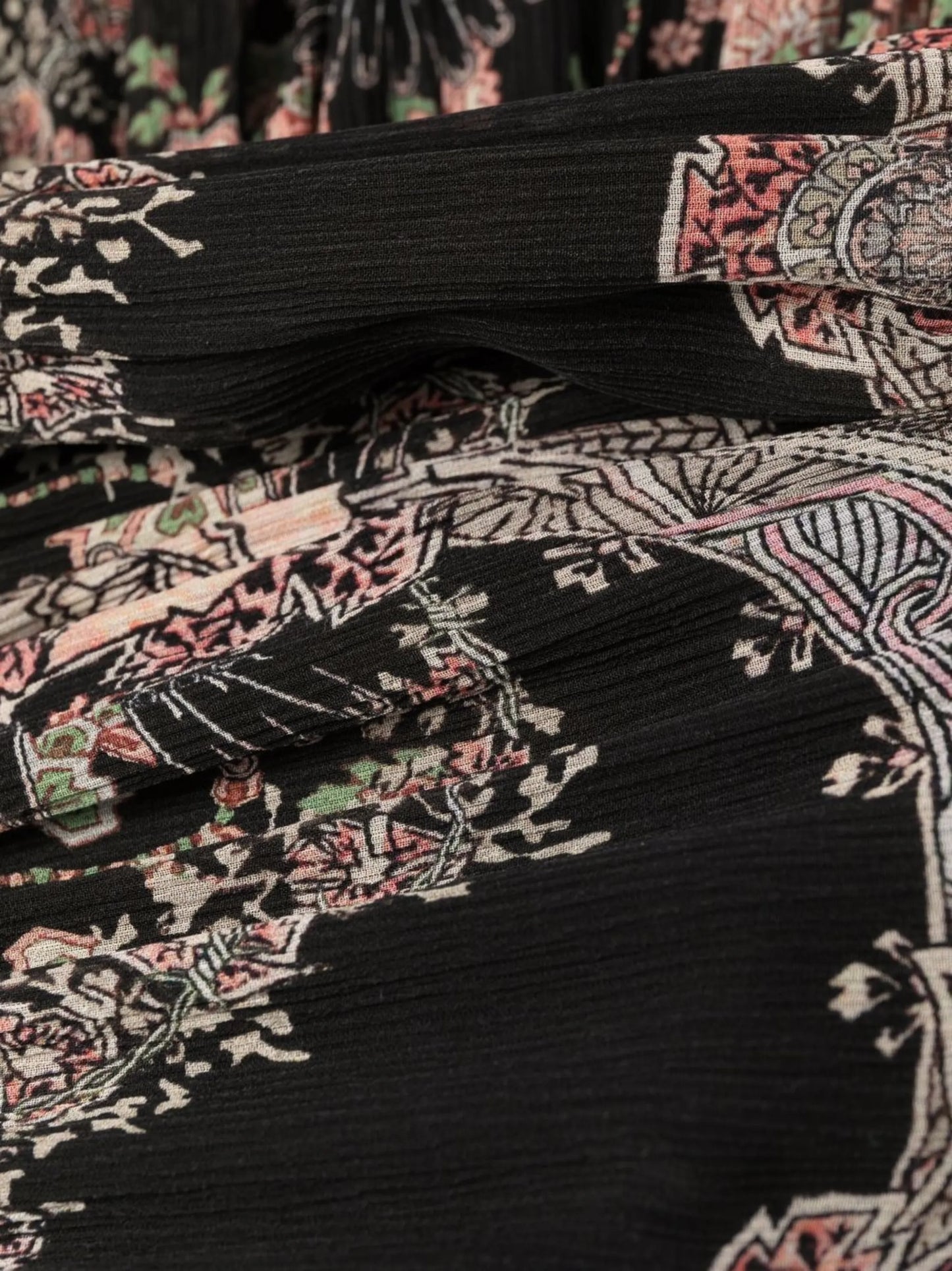 floral-print V-neck dress
