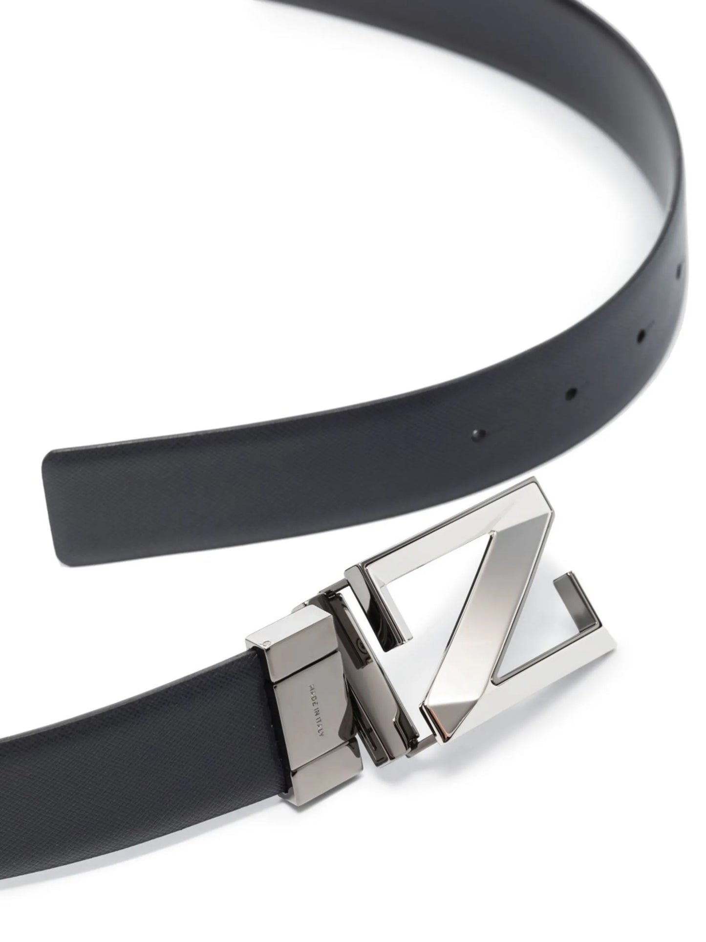 logo-buckle belt