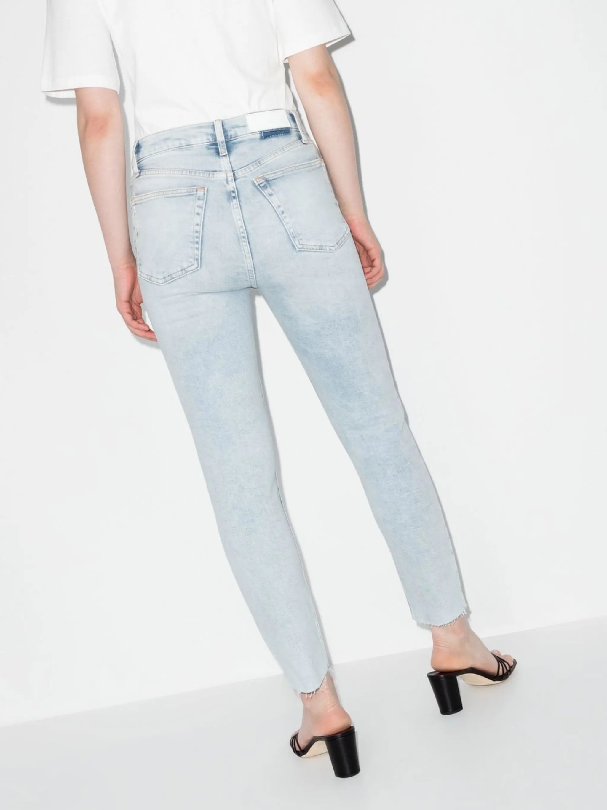 '90s high-rise jeans