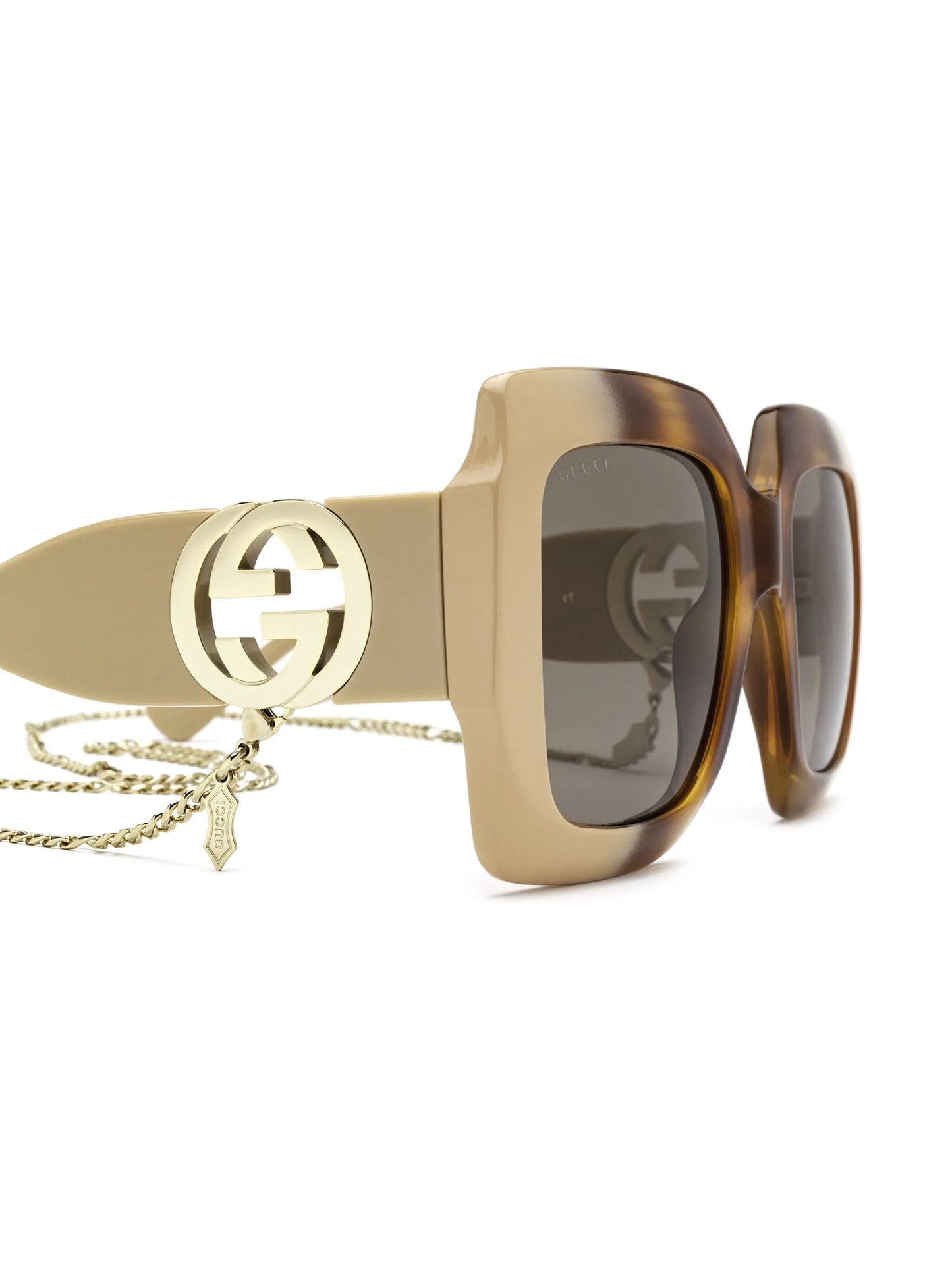 oversized frame sunglasses