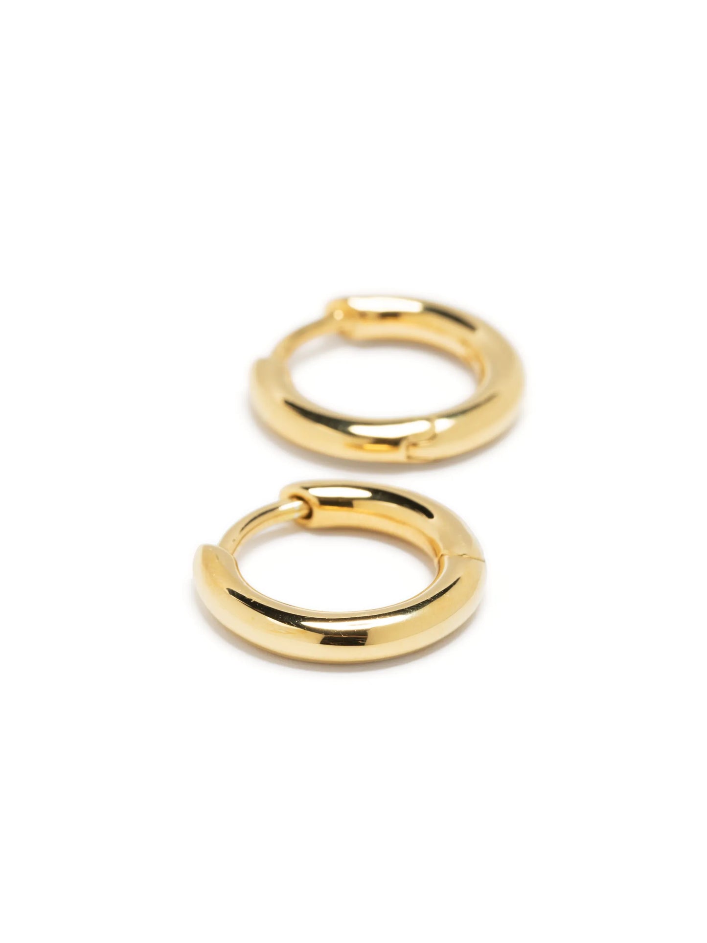 Classic small hoop earrings