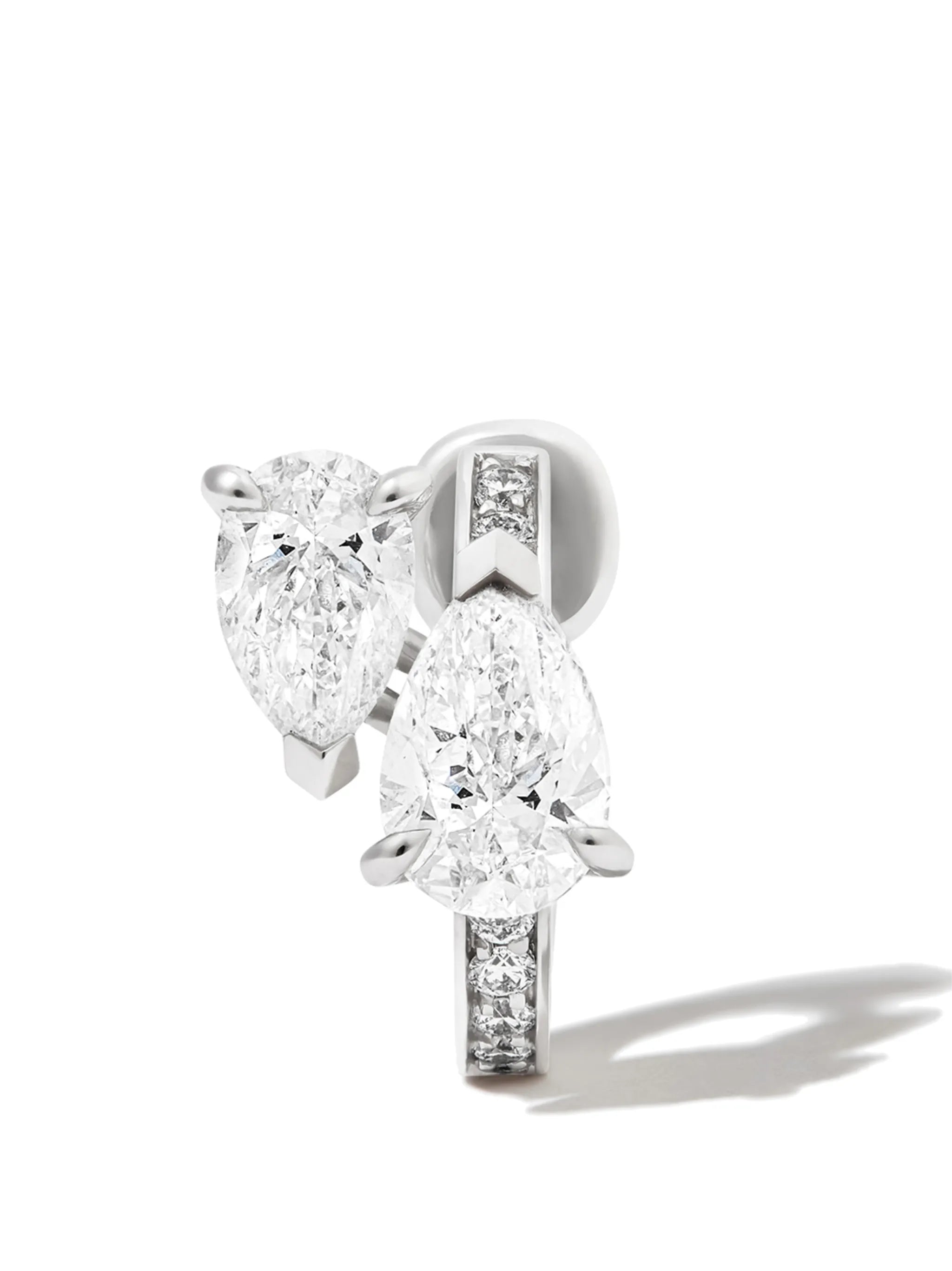 18kt white gold Serti diamond huggie earring