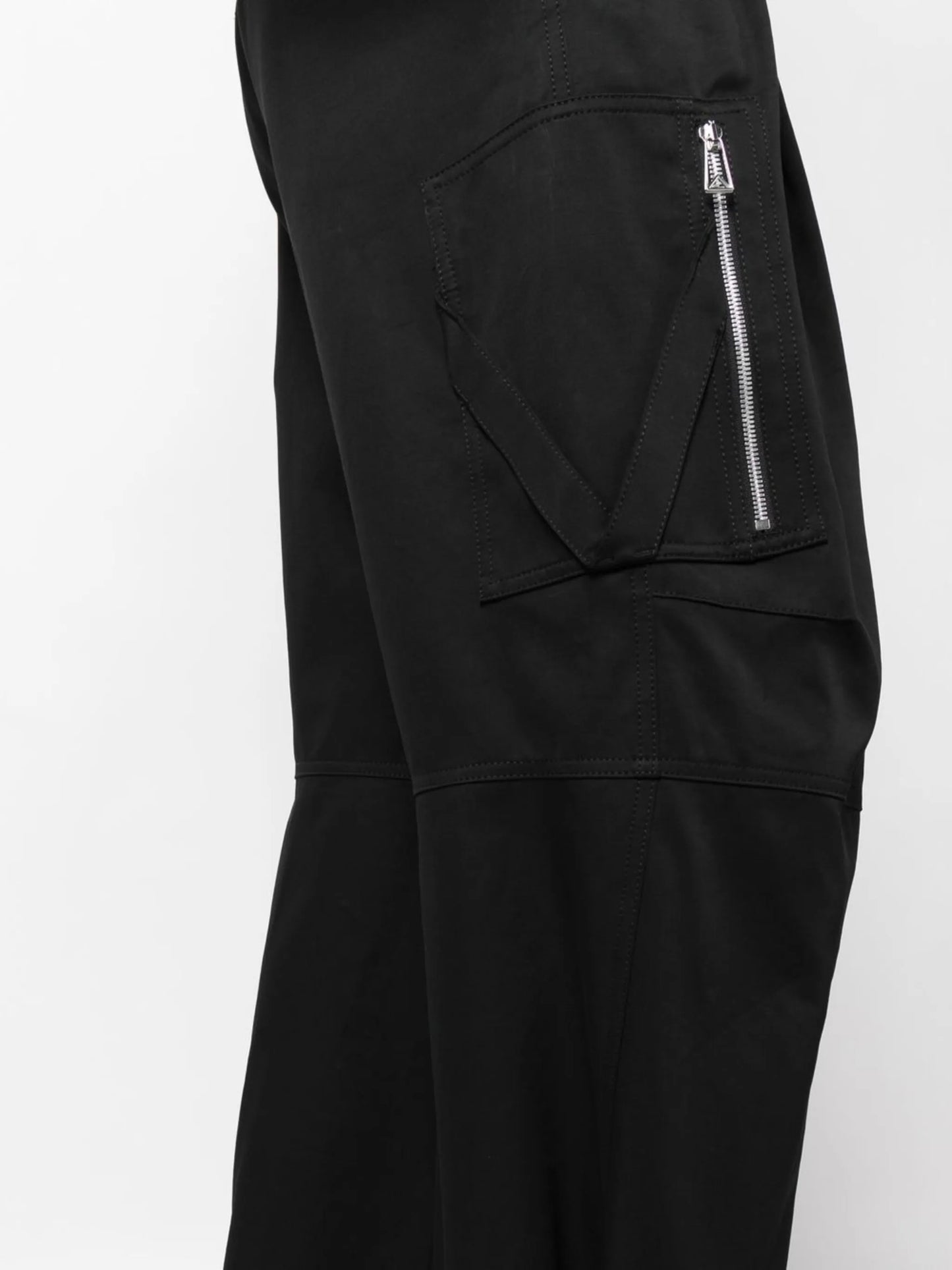 logo-buckle cotton trousers