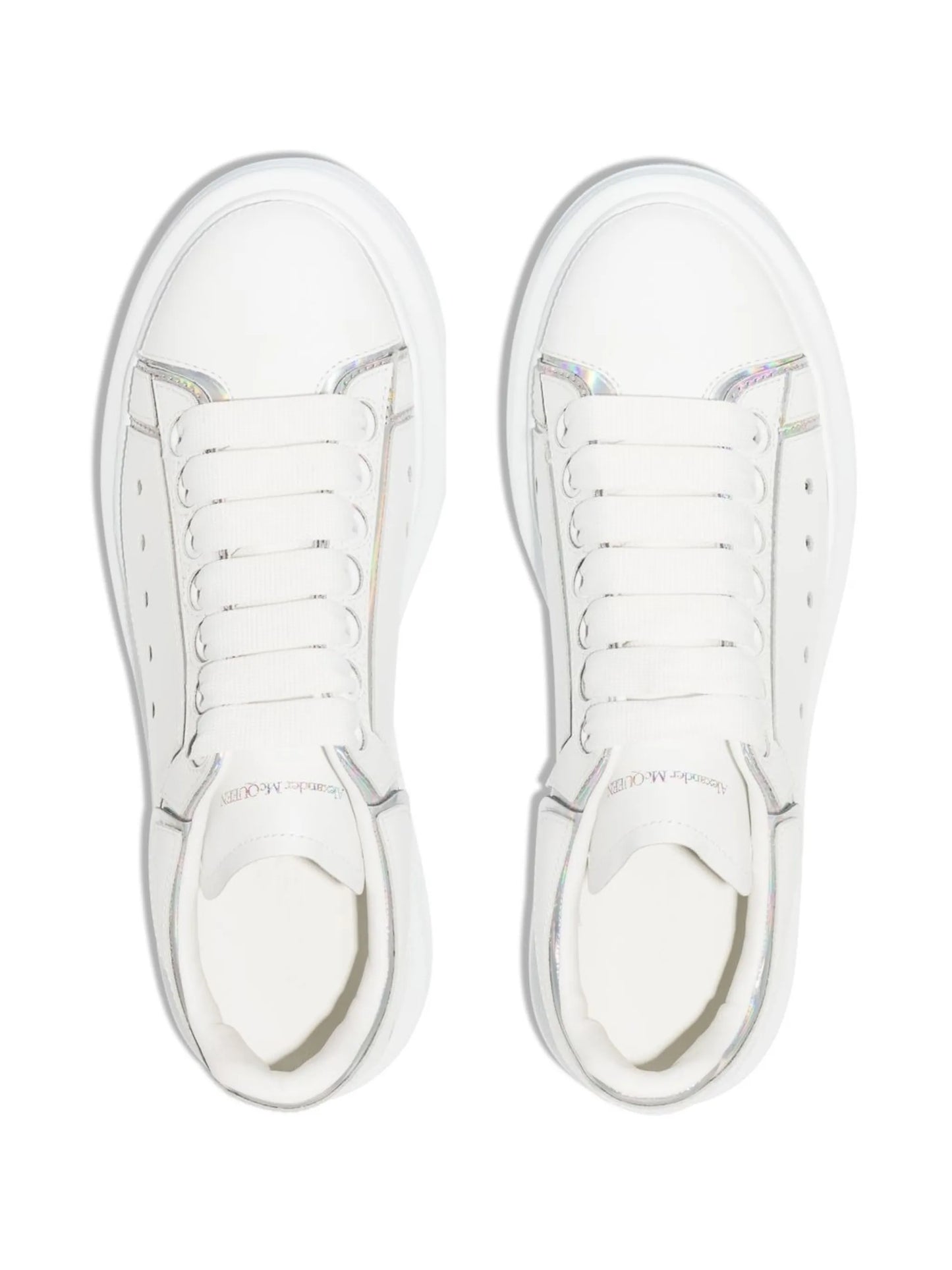 Oversized low-top sneakers