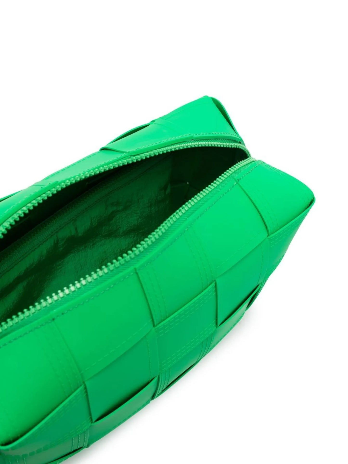 Intrecciato zip-up clutch bag
