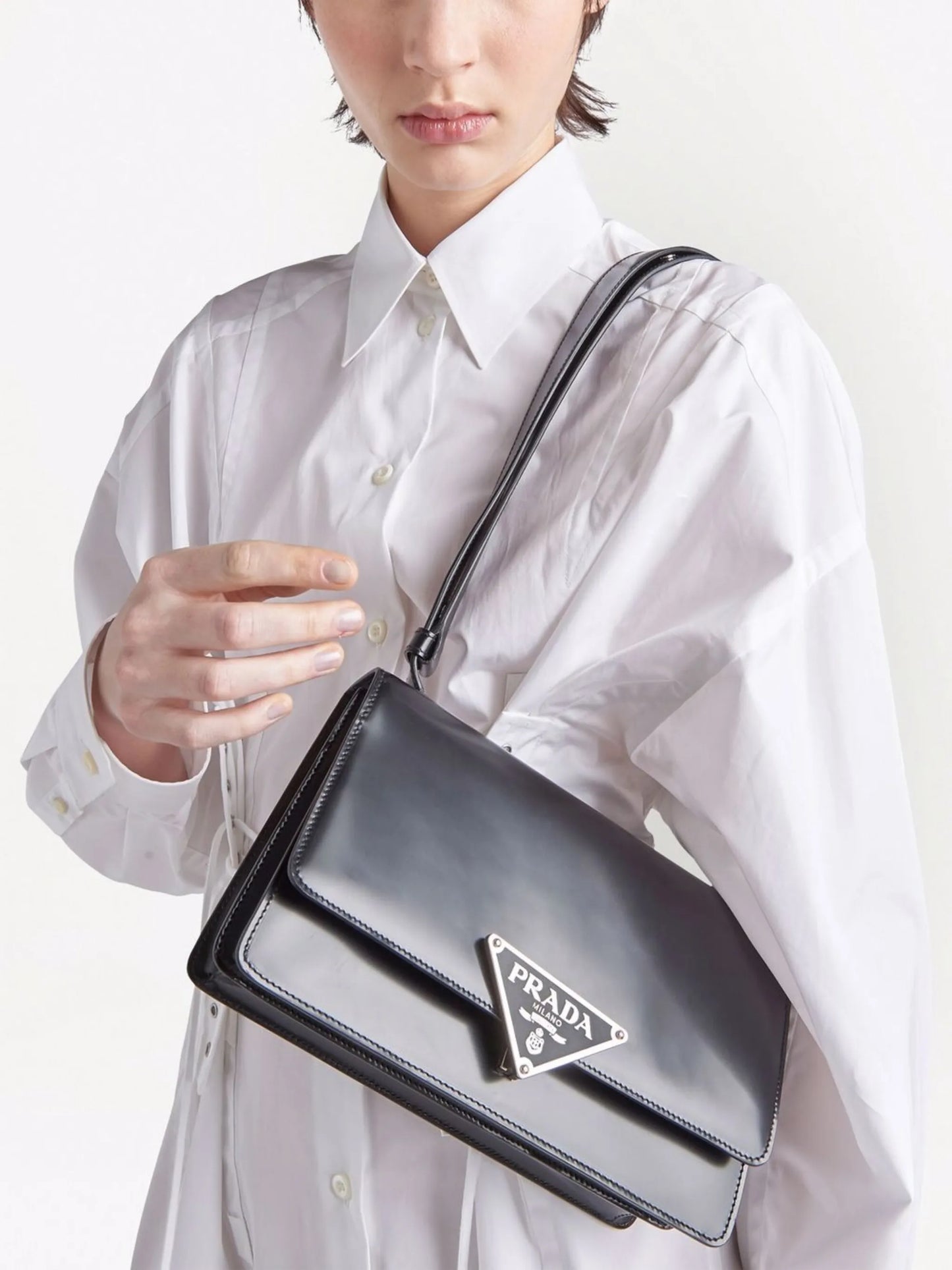 triangle-logo leather shoulder bag