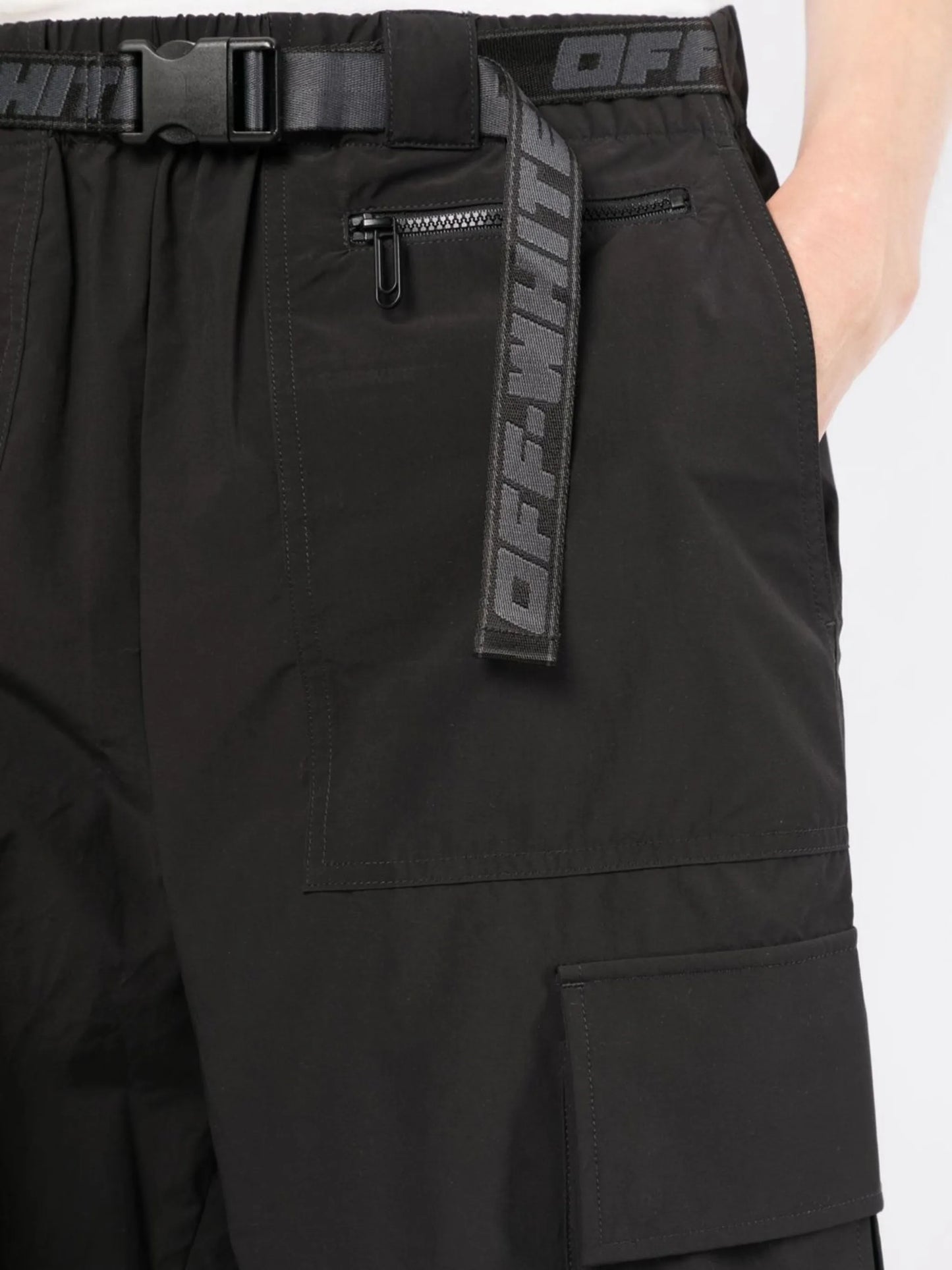 Industrial-belt track shorts