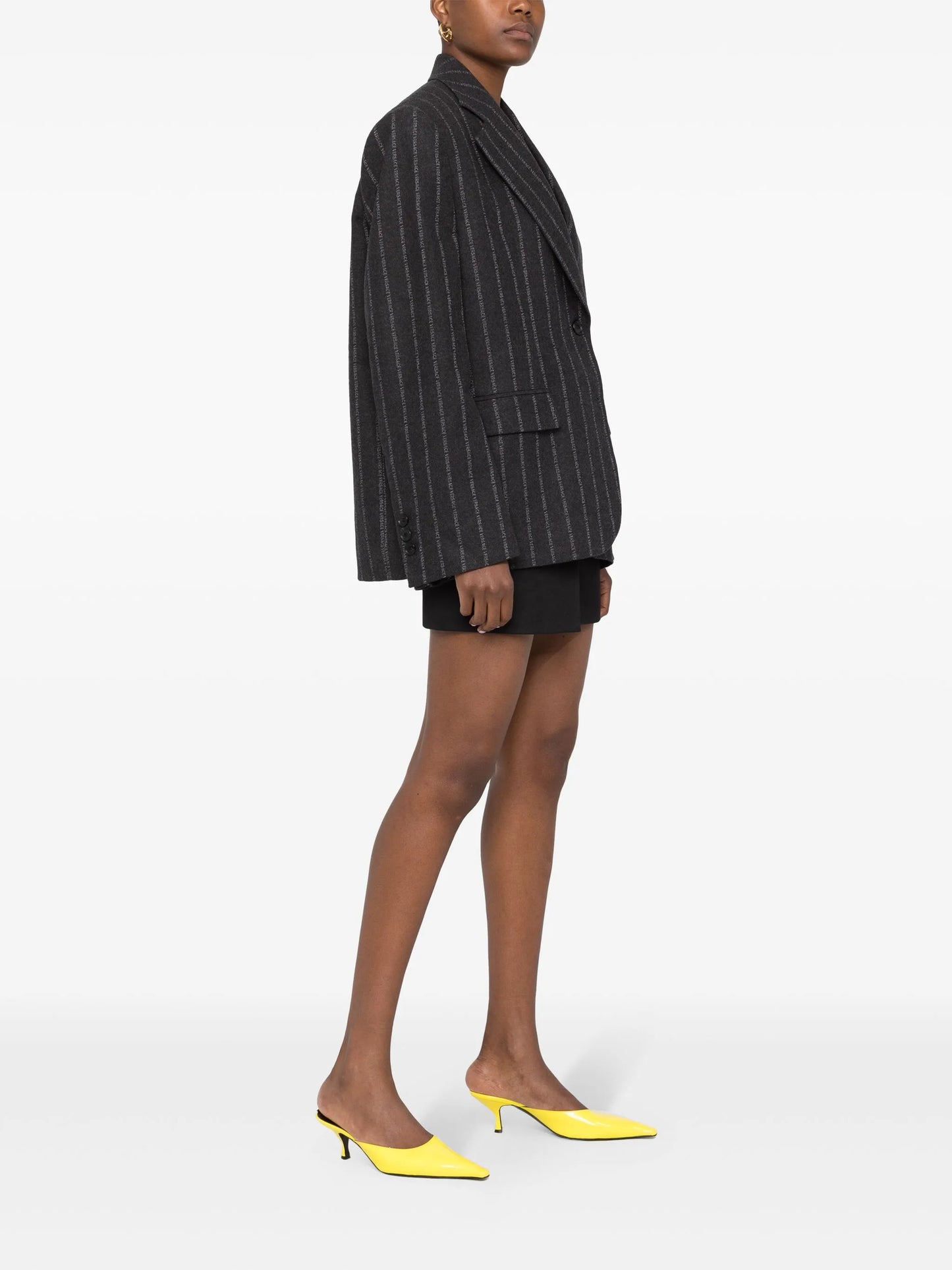 shoulder-pads logo-print blazer