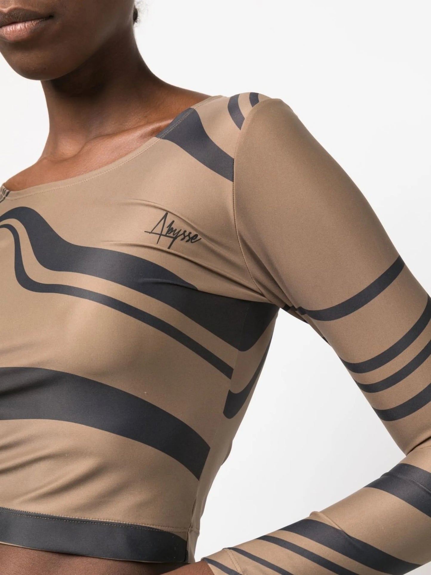 graphic-print long-sleeve top