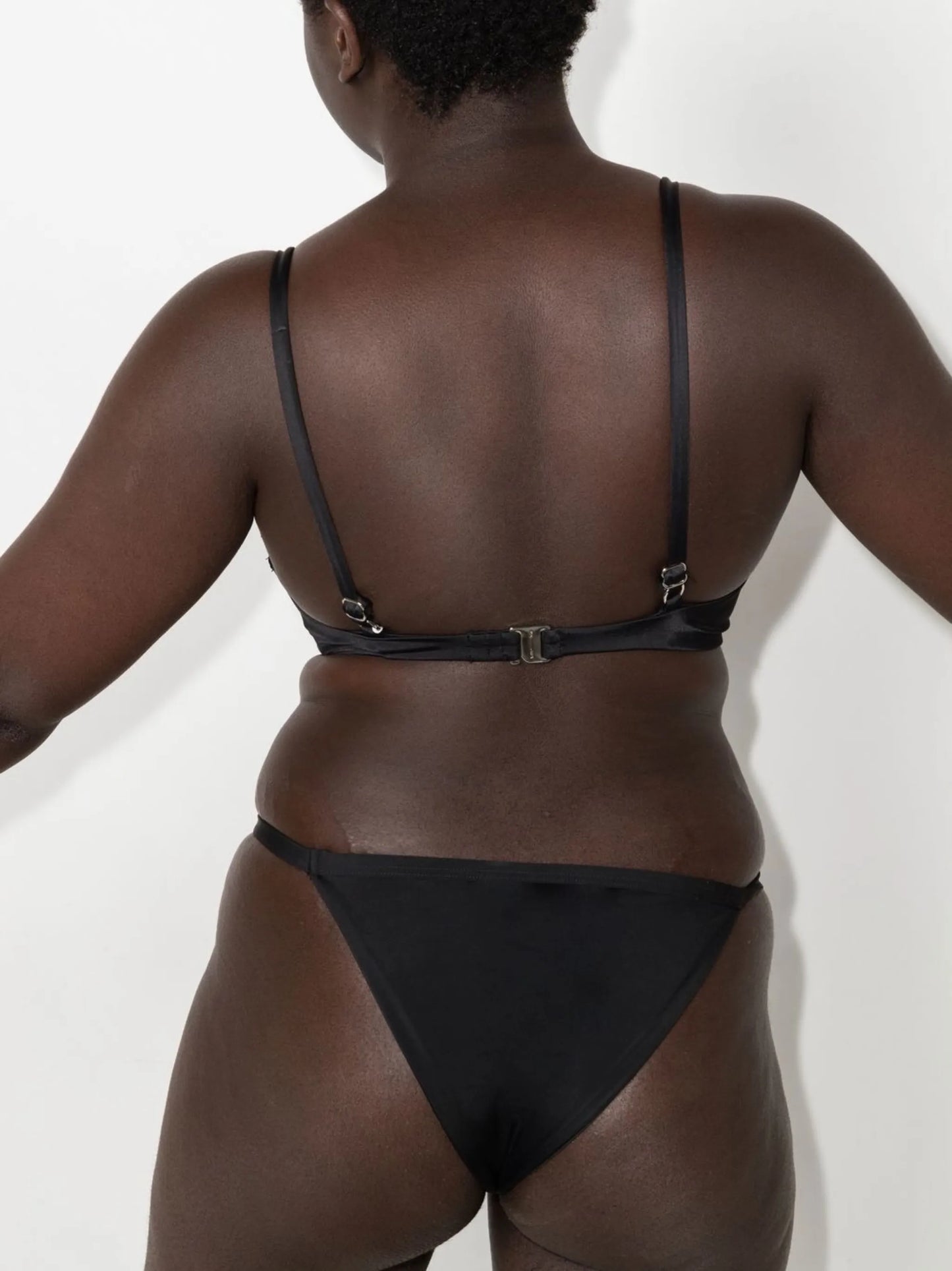 high-cut bikini bottoms