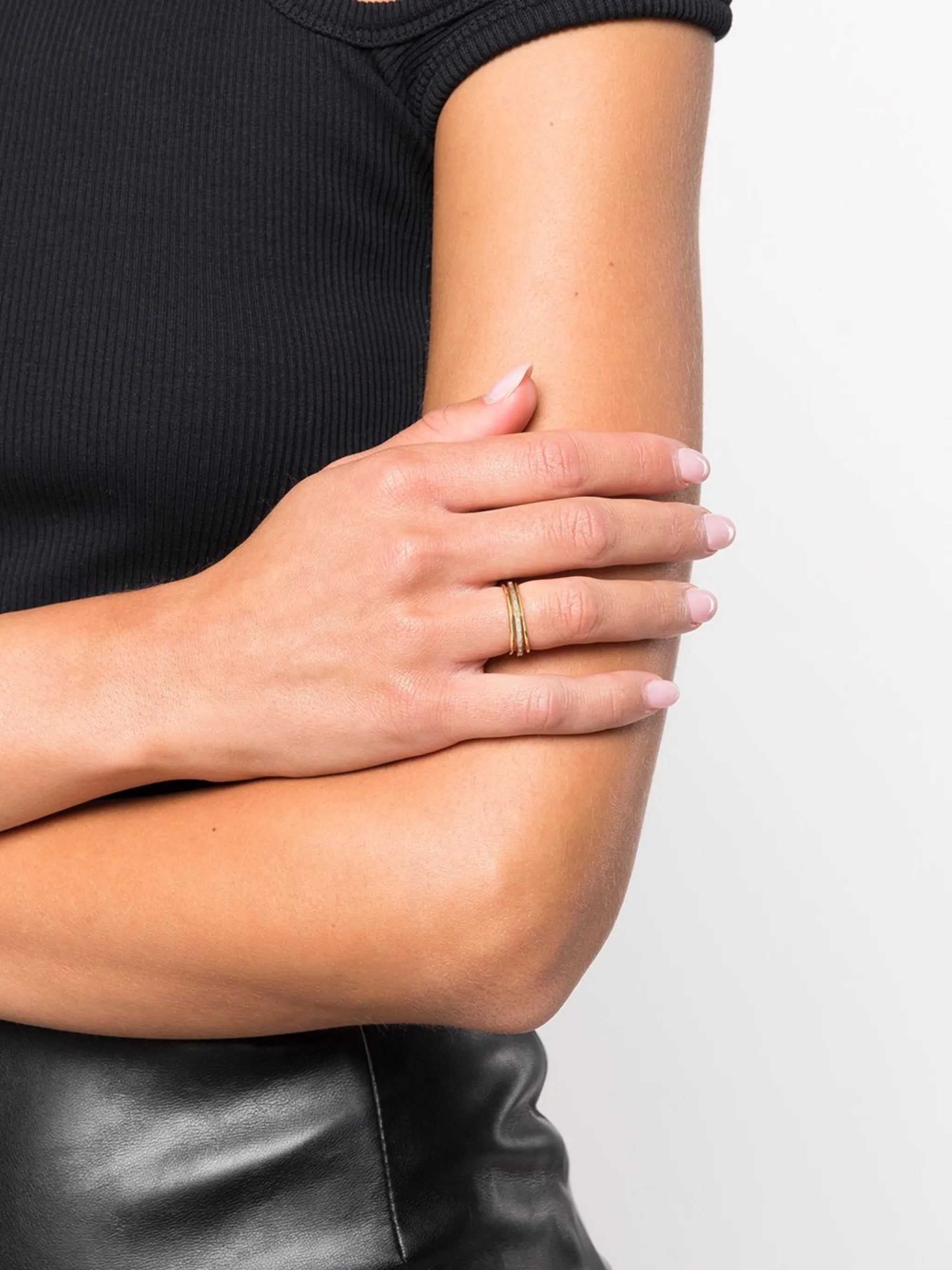 18kt yellow gold 3 link diamond ring