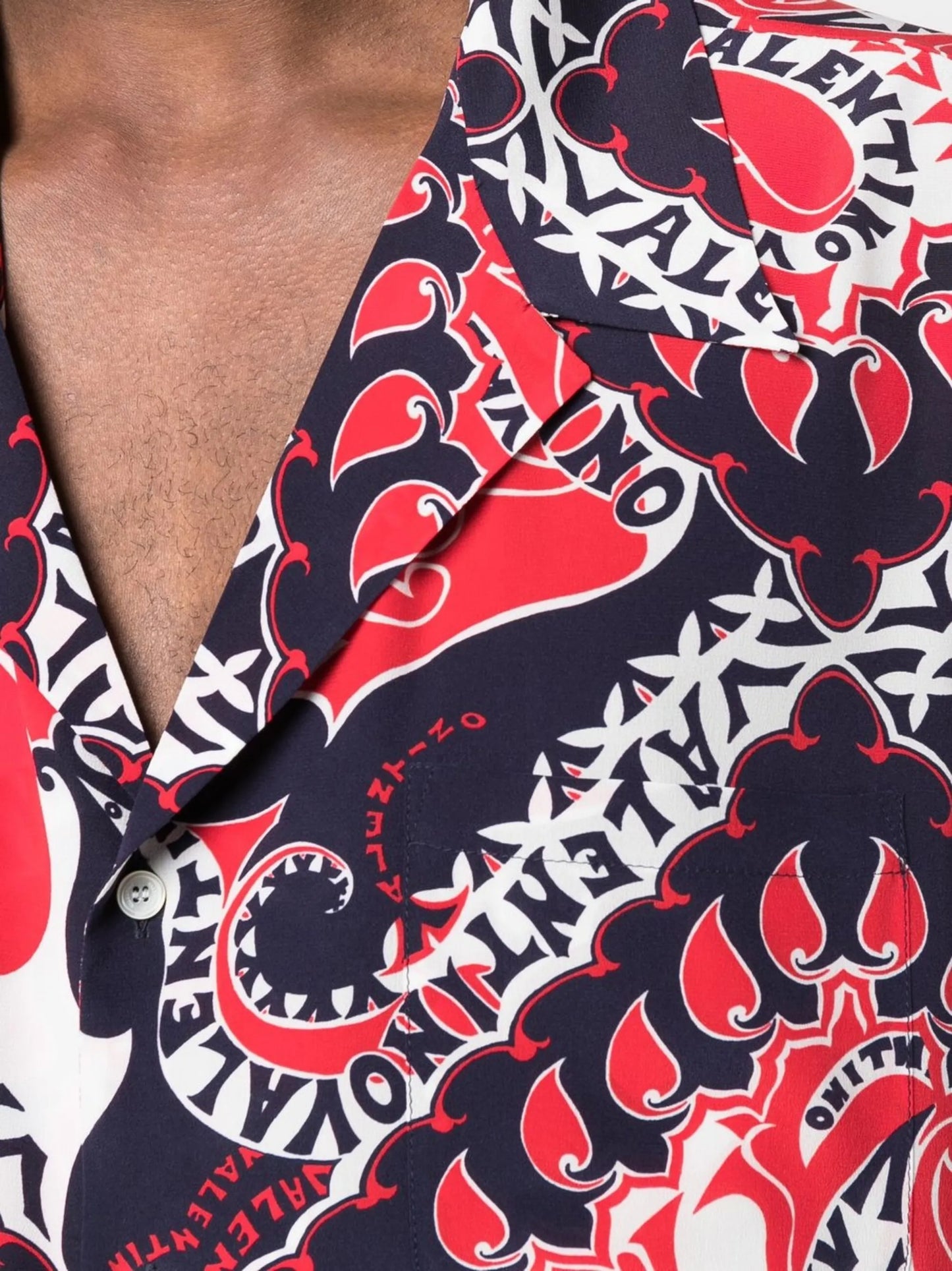 bandana-print short-sleeve silk shirt