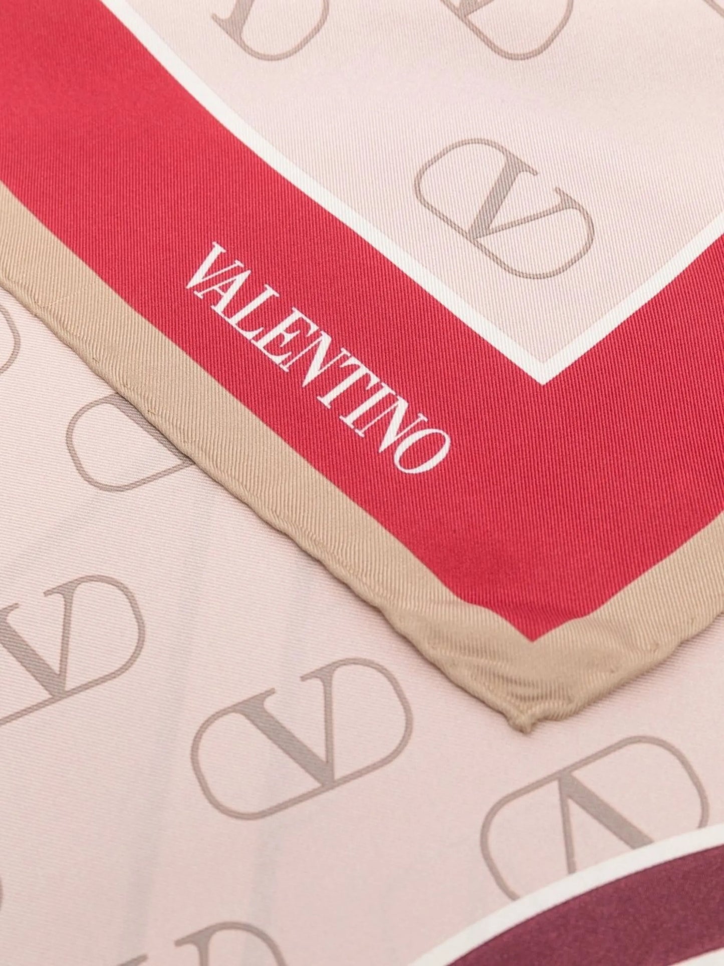 VLogo Signature silk scarf