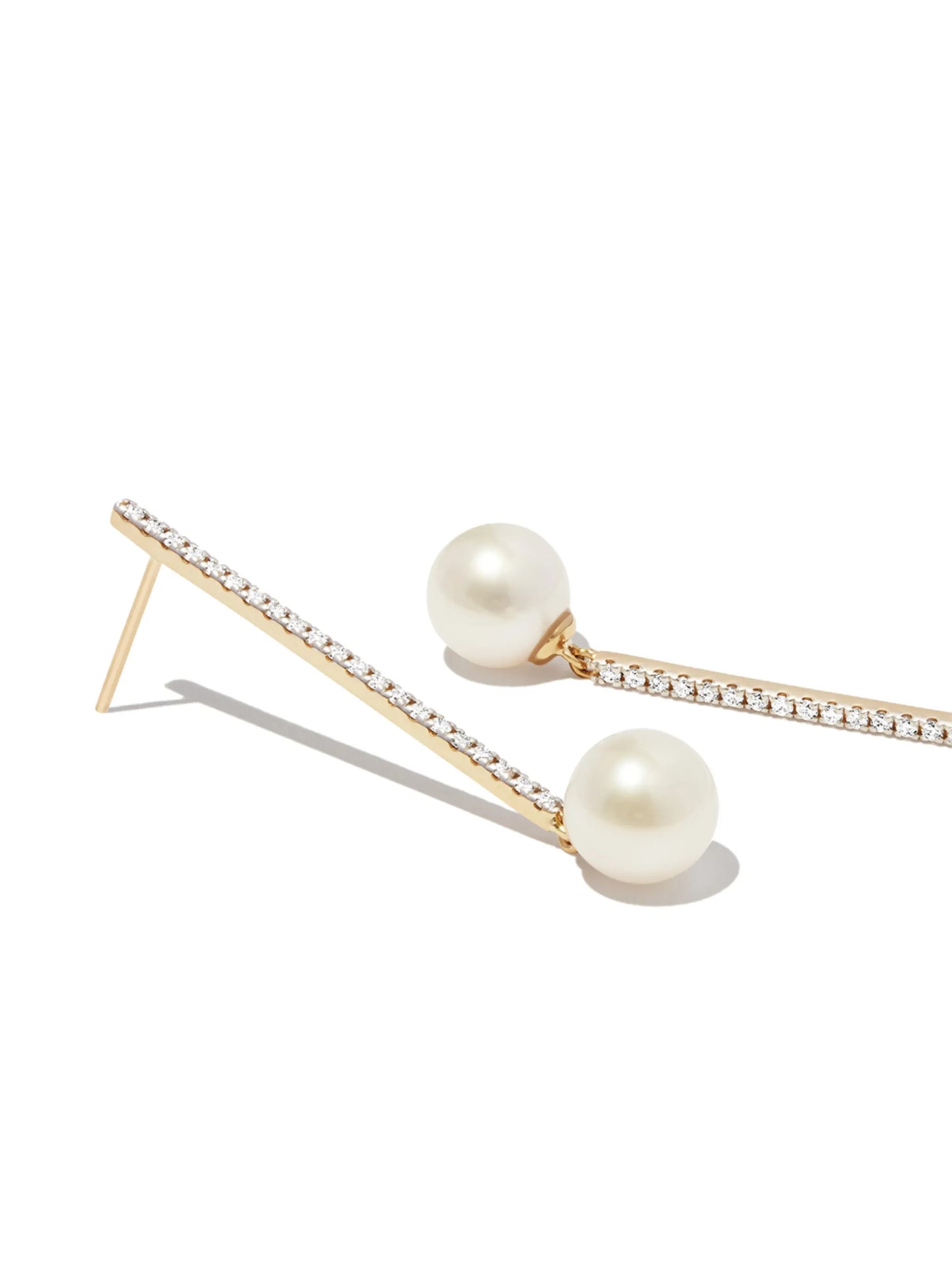 14kt yellow gold diamond pavé pearl drop earrings