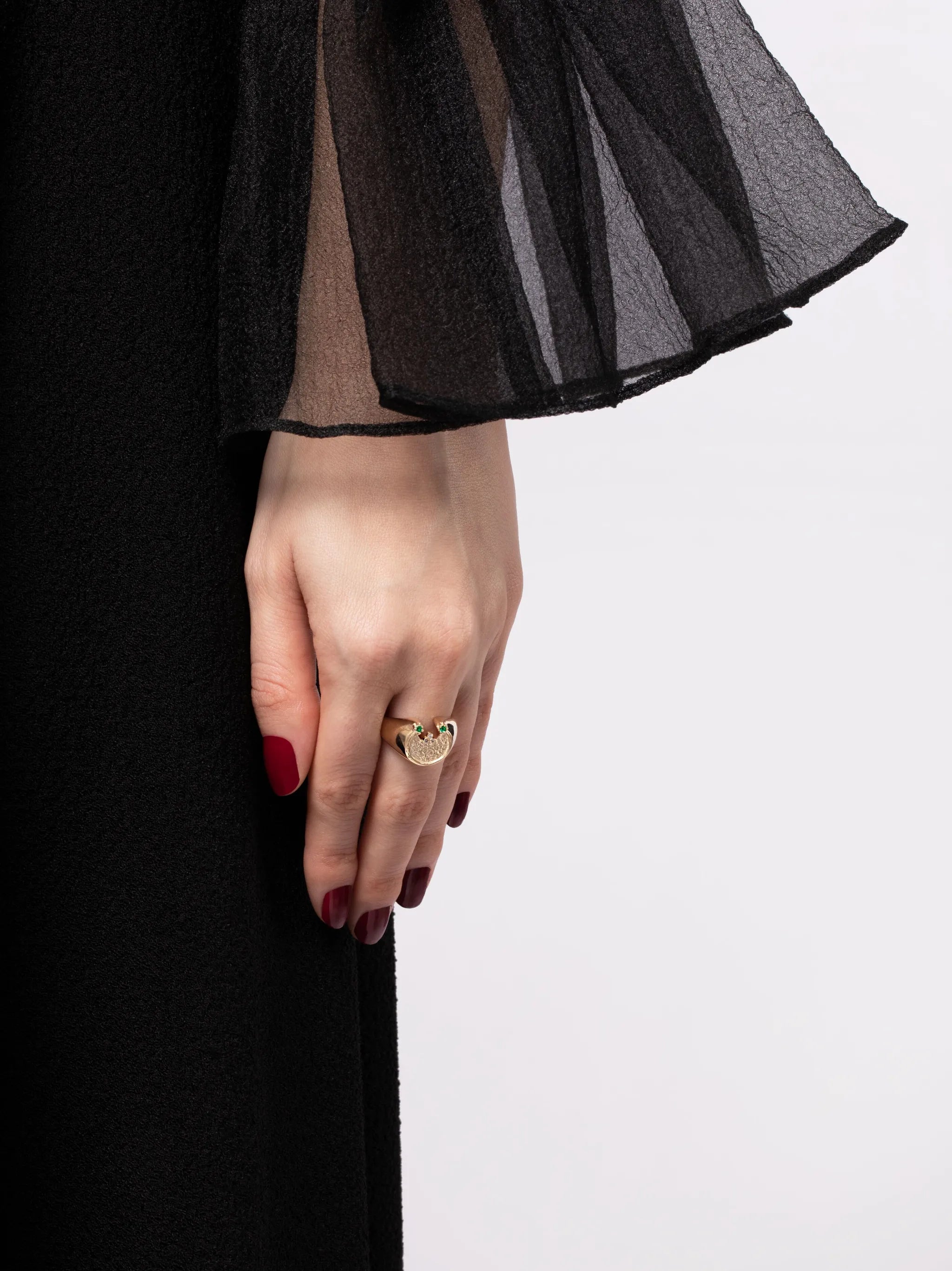 9kt yellow gold Mira diamond and emerald ring