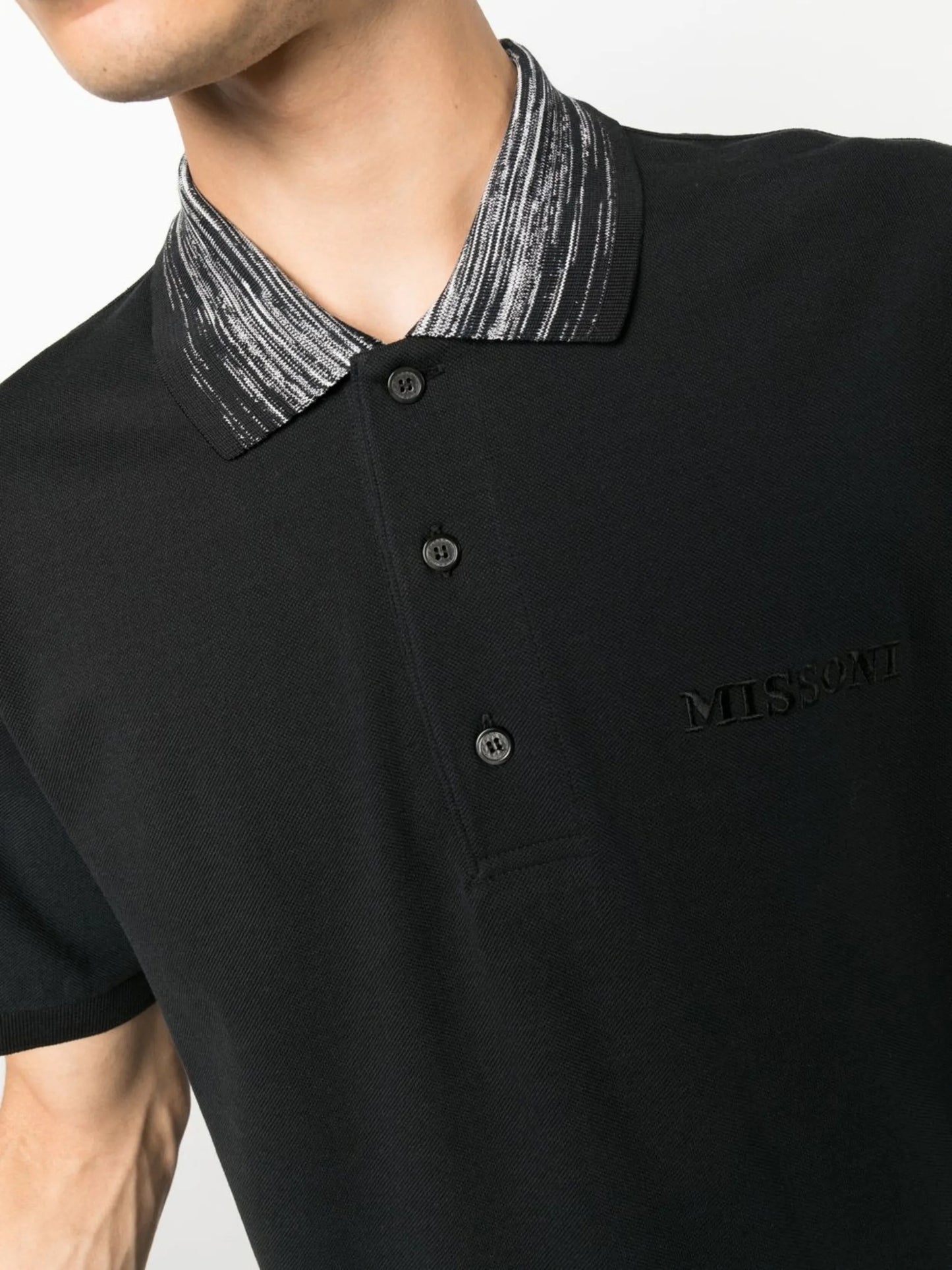 contrasting-collar polo shirt