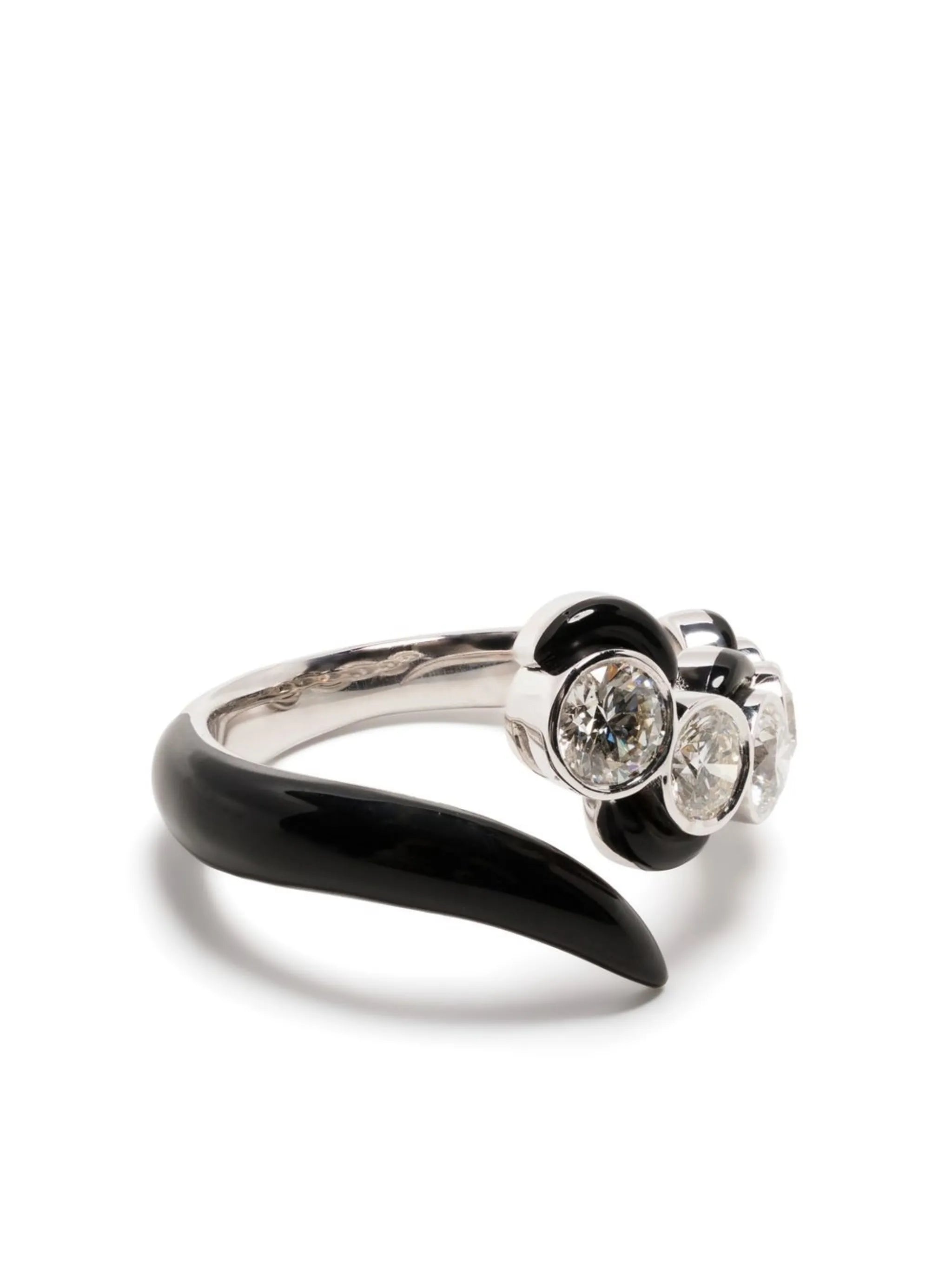 18kt white gold diamond and enamel ring