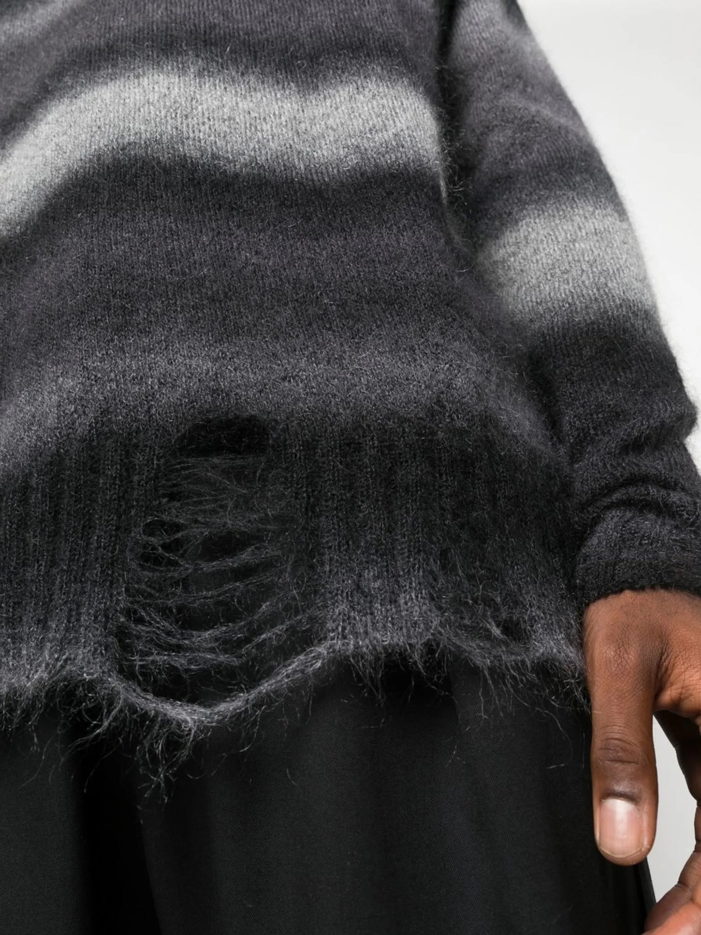 stripe-print distressed-effect jumper