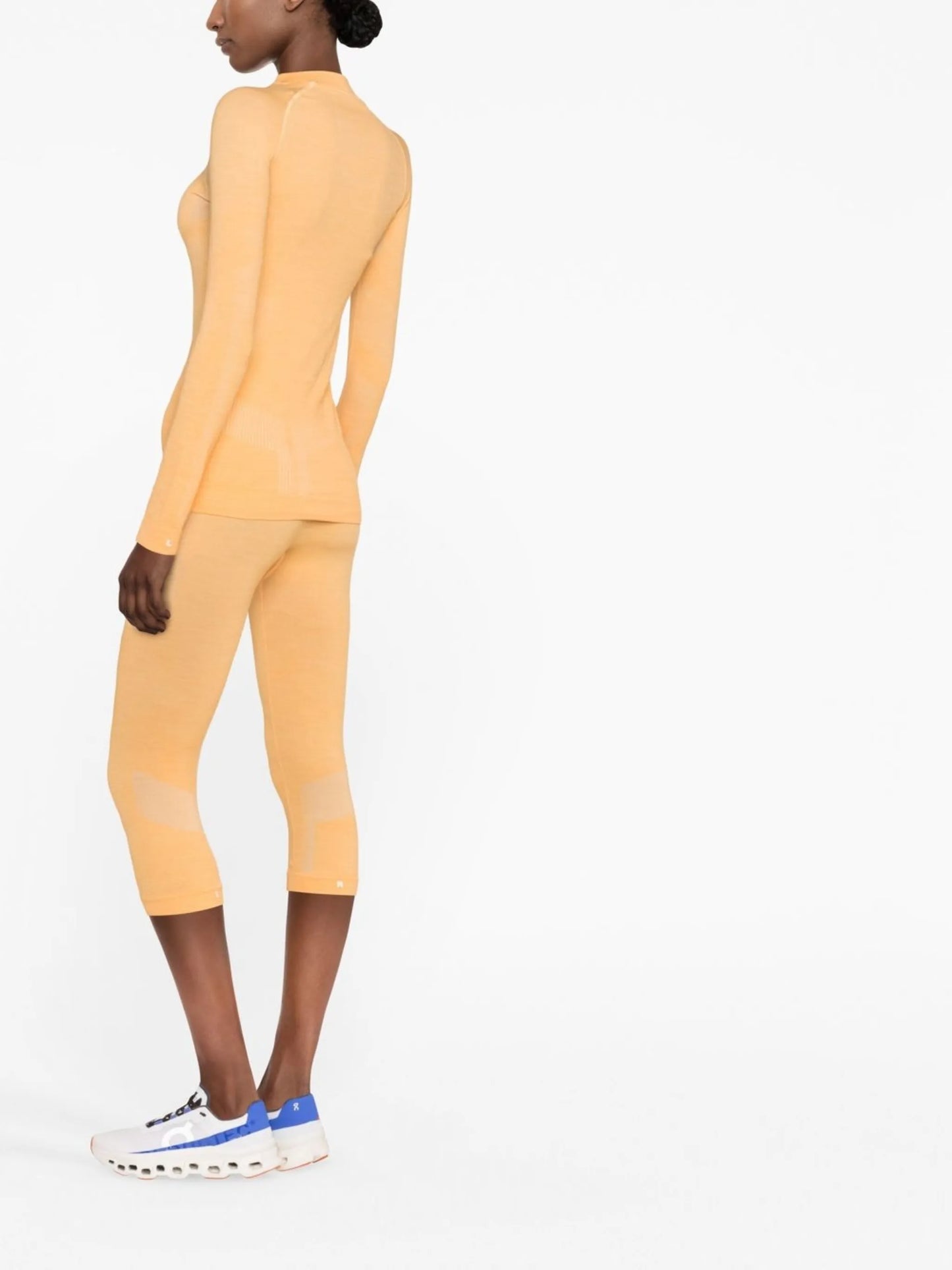 three-quarter length leggings