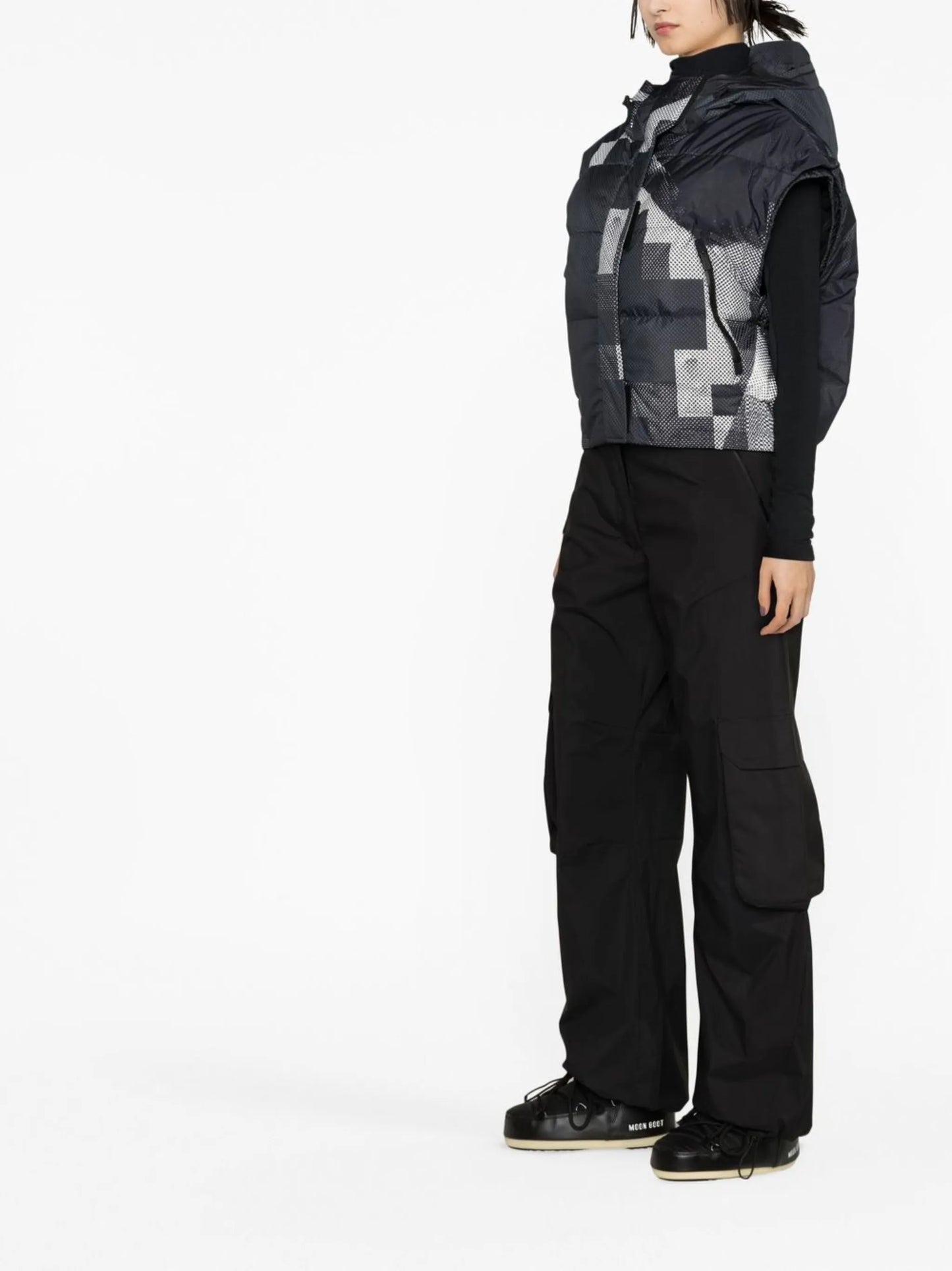 hooded printed ski vest