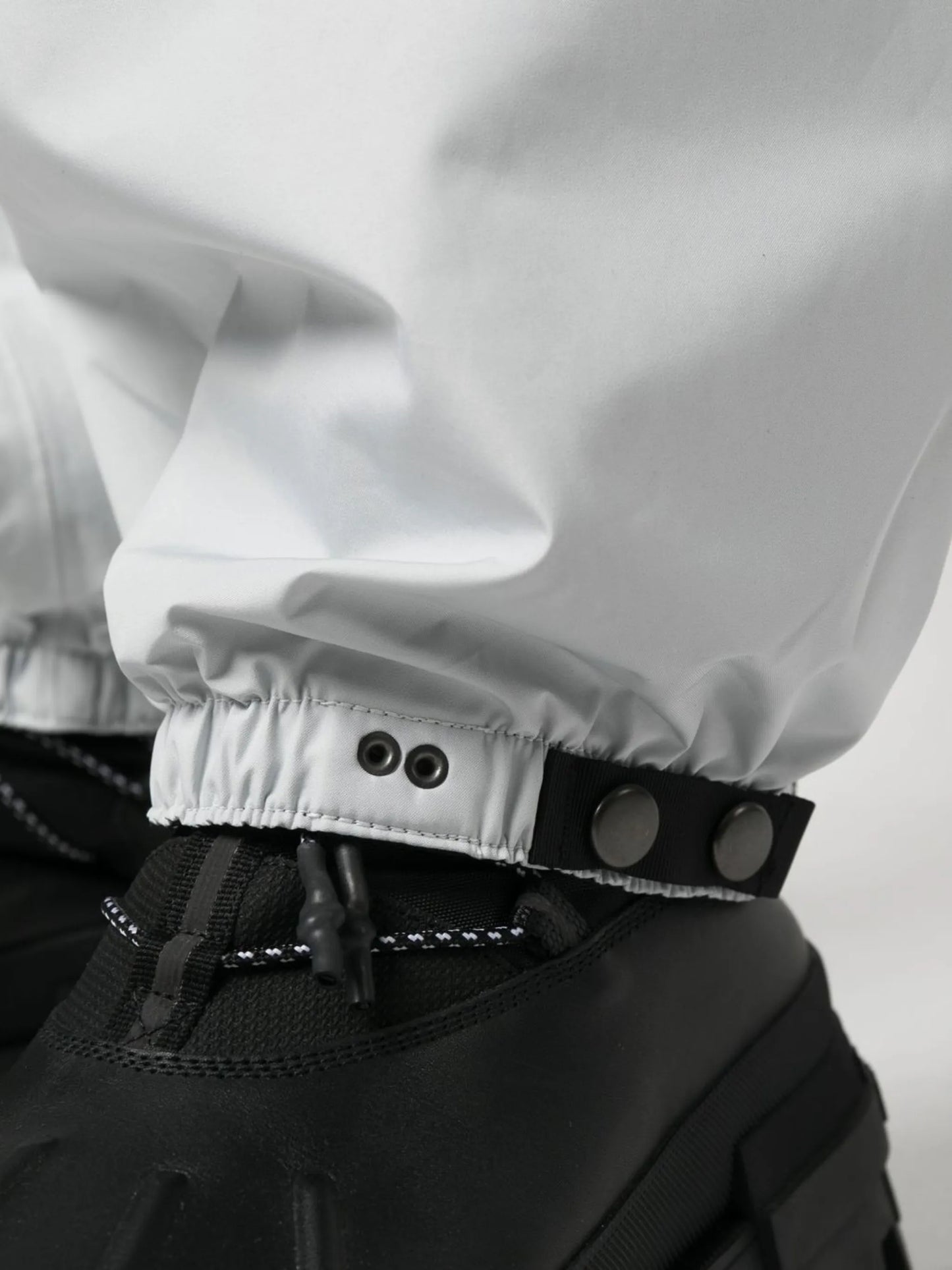 Carbonate Gore-Tex performance trousers