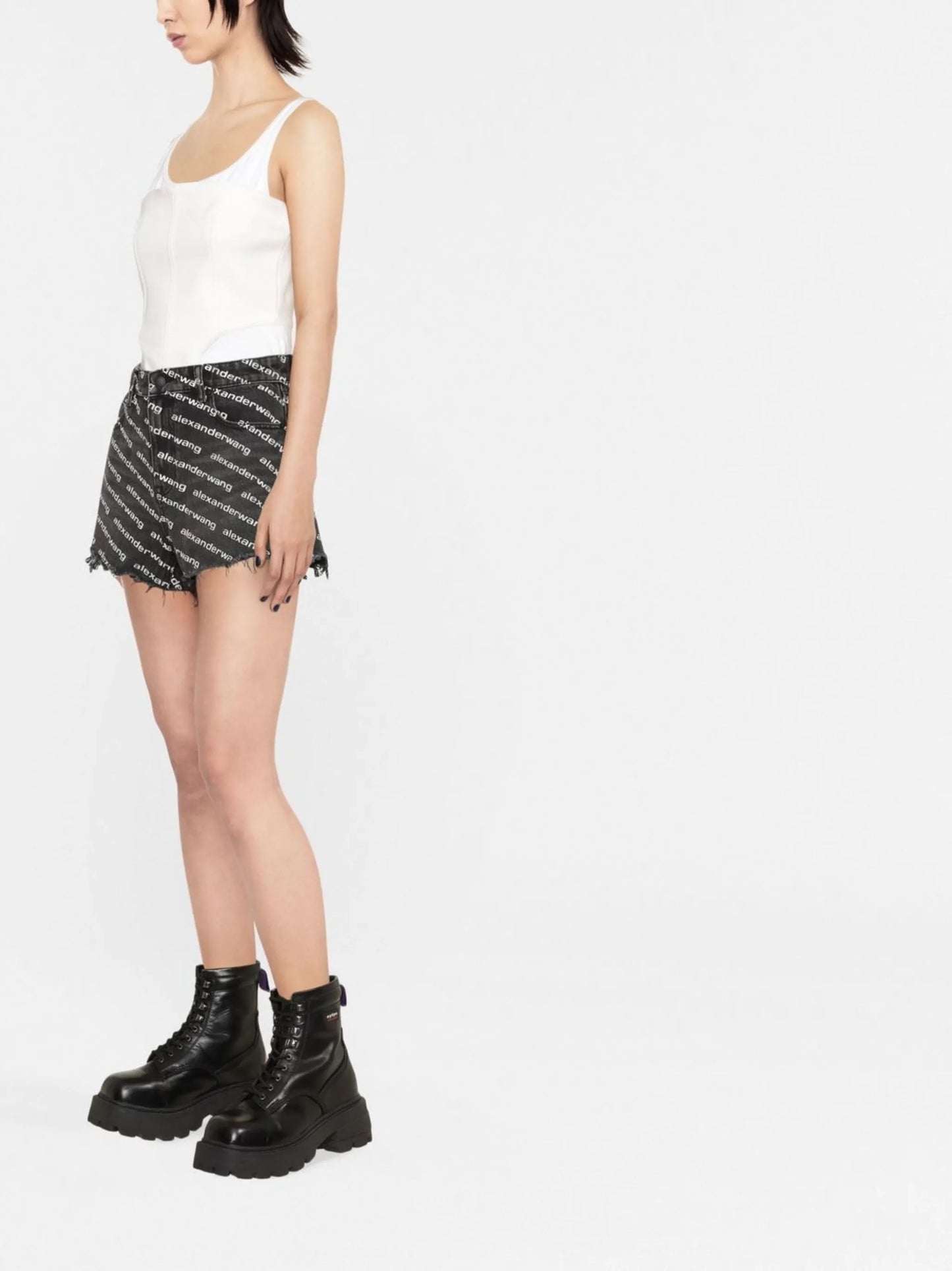 BITE SHORT W/ WHITE LOGO - GREY AGED/WHITE