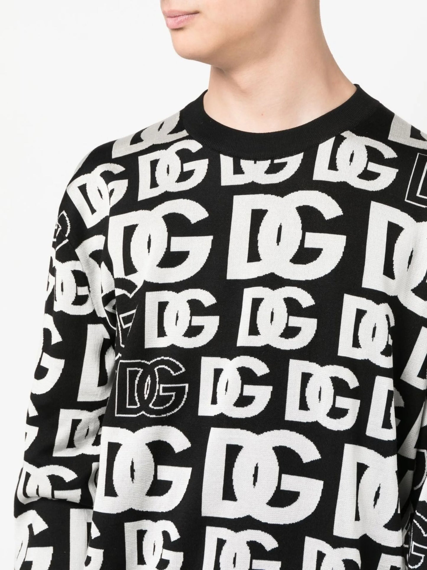 intarsia-logo crew-neck jumper