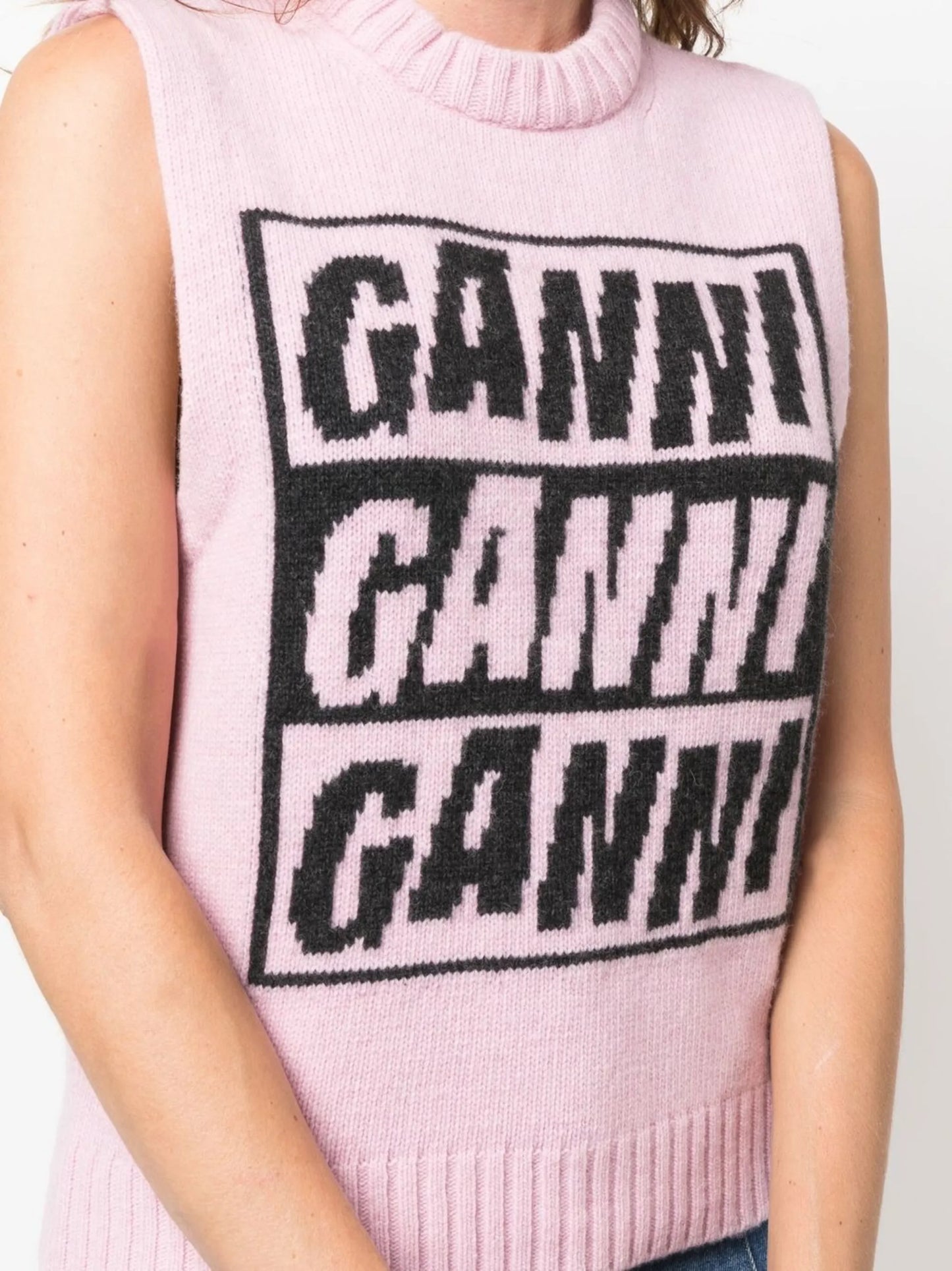 intarsia-logo knitted vest