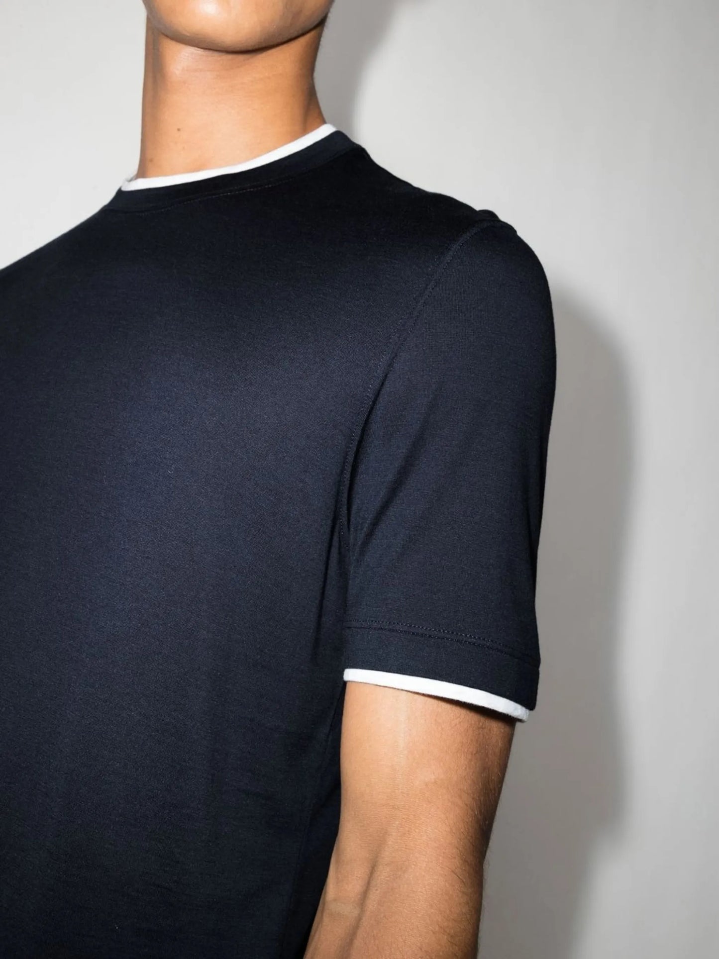contrast-trim T-shirt