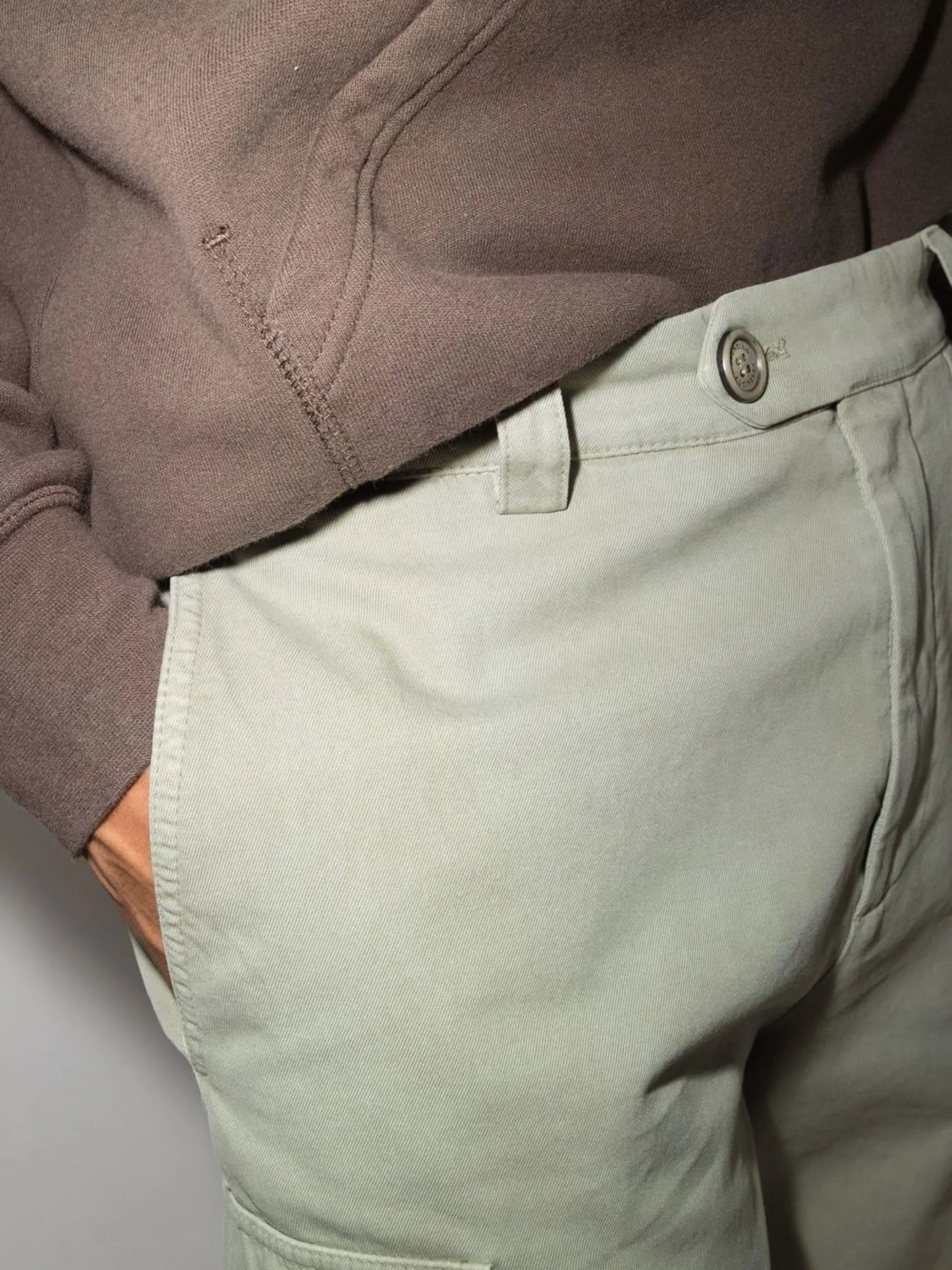 multi-pocket cotton straight-leg trousers