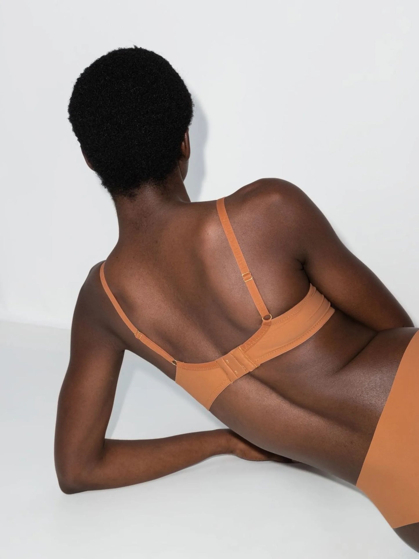 adjustable-strap underwire-cup bra
