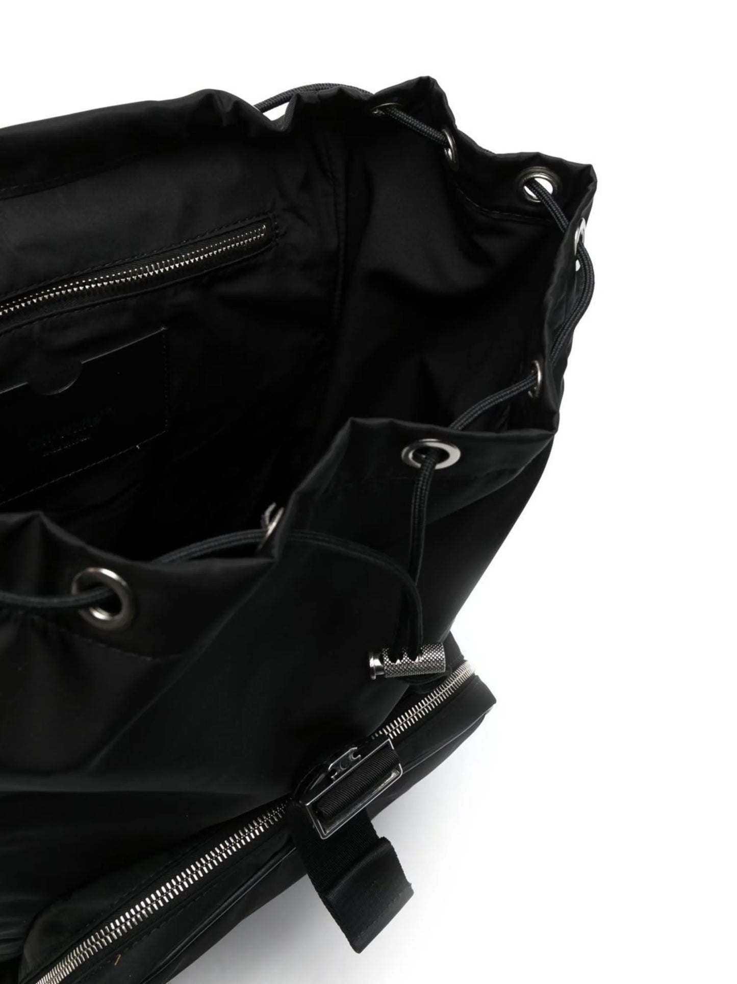 Arrow flap backpack