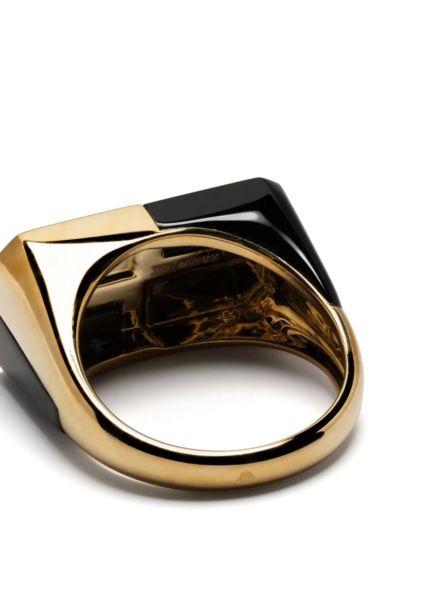 9kt yellow gold onyx ring