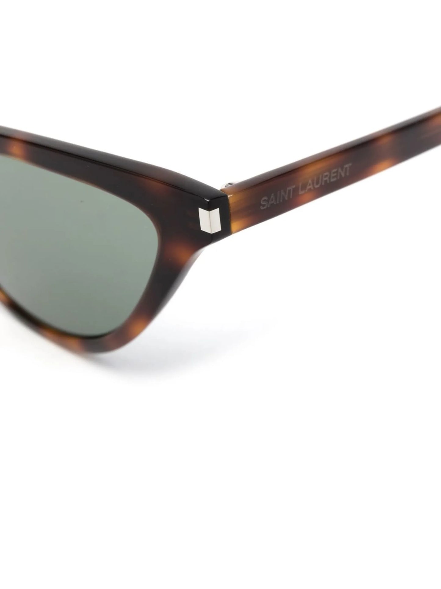 tortoiseshell-effect sunglasses