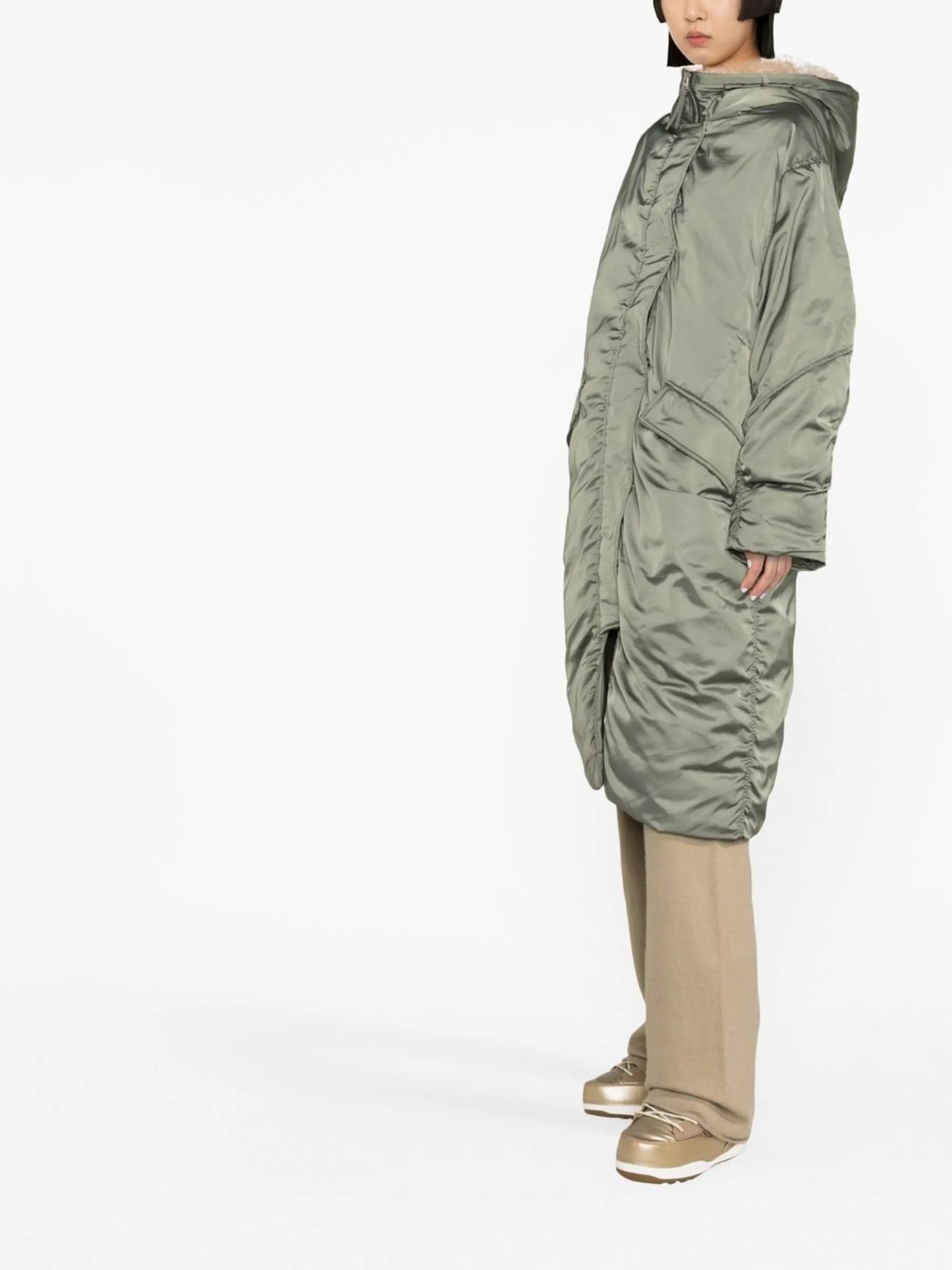 shearling-trim zip-fastening coat