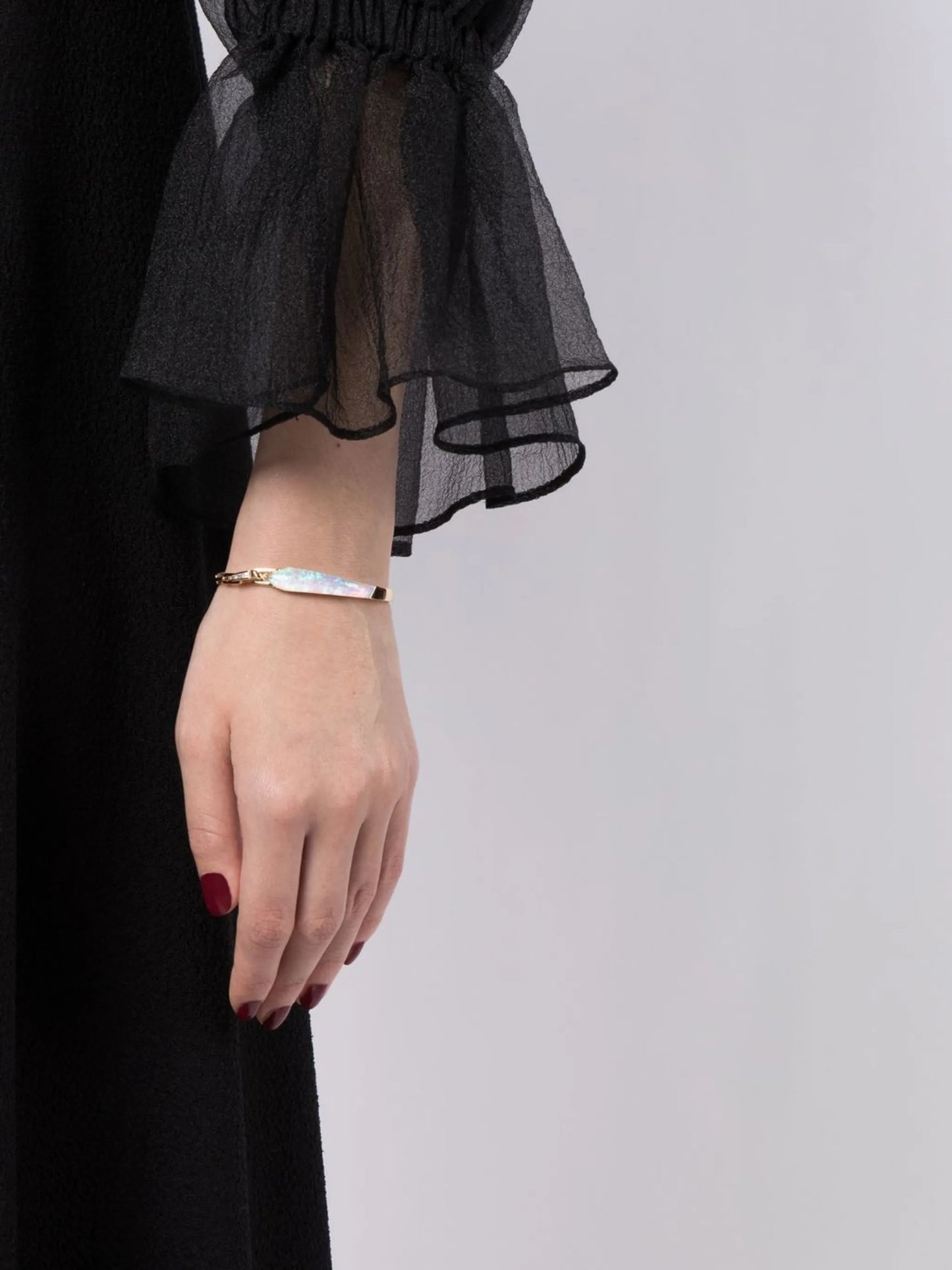 18kt yellow gold Slimline Shard opal diamond bracelet