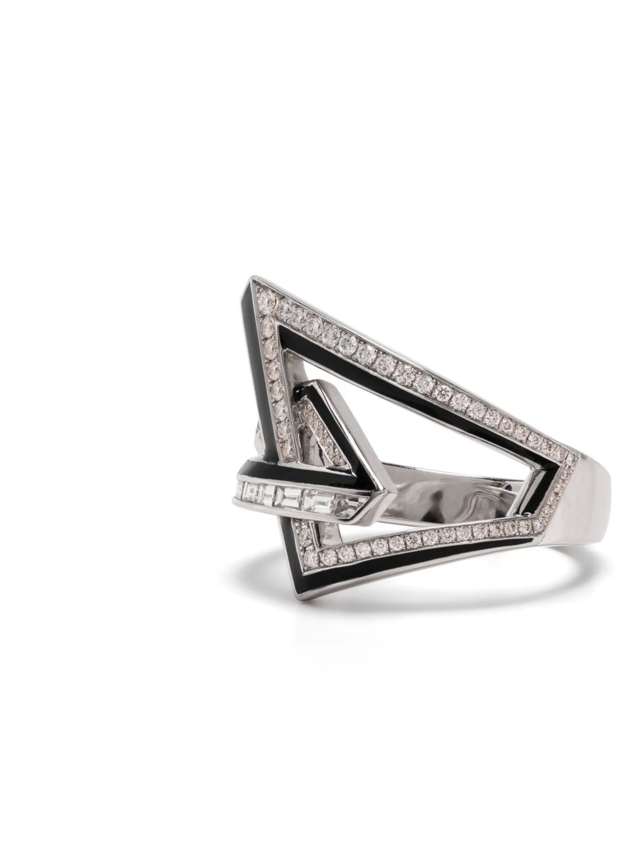 18kt white gold Vertigo Obtuse diamond ring