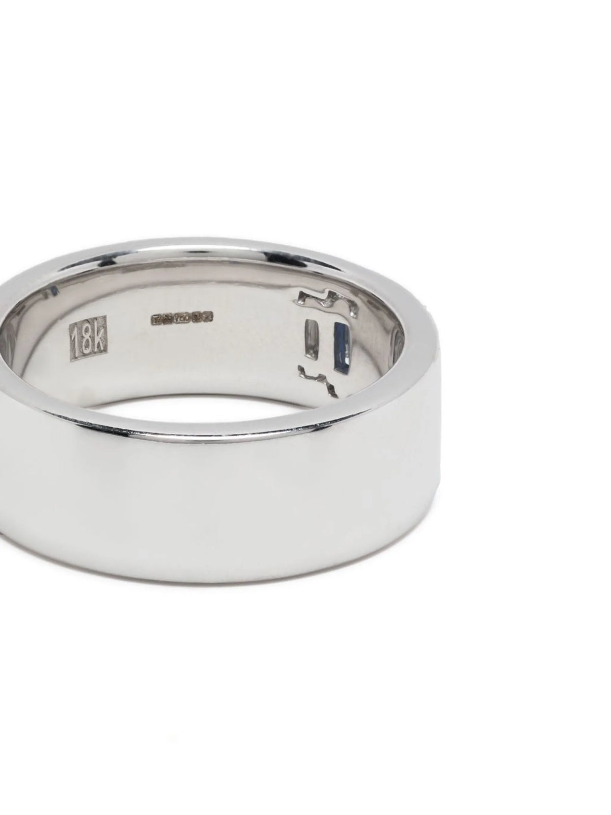 18kt white gold diamond and sapphire ring