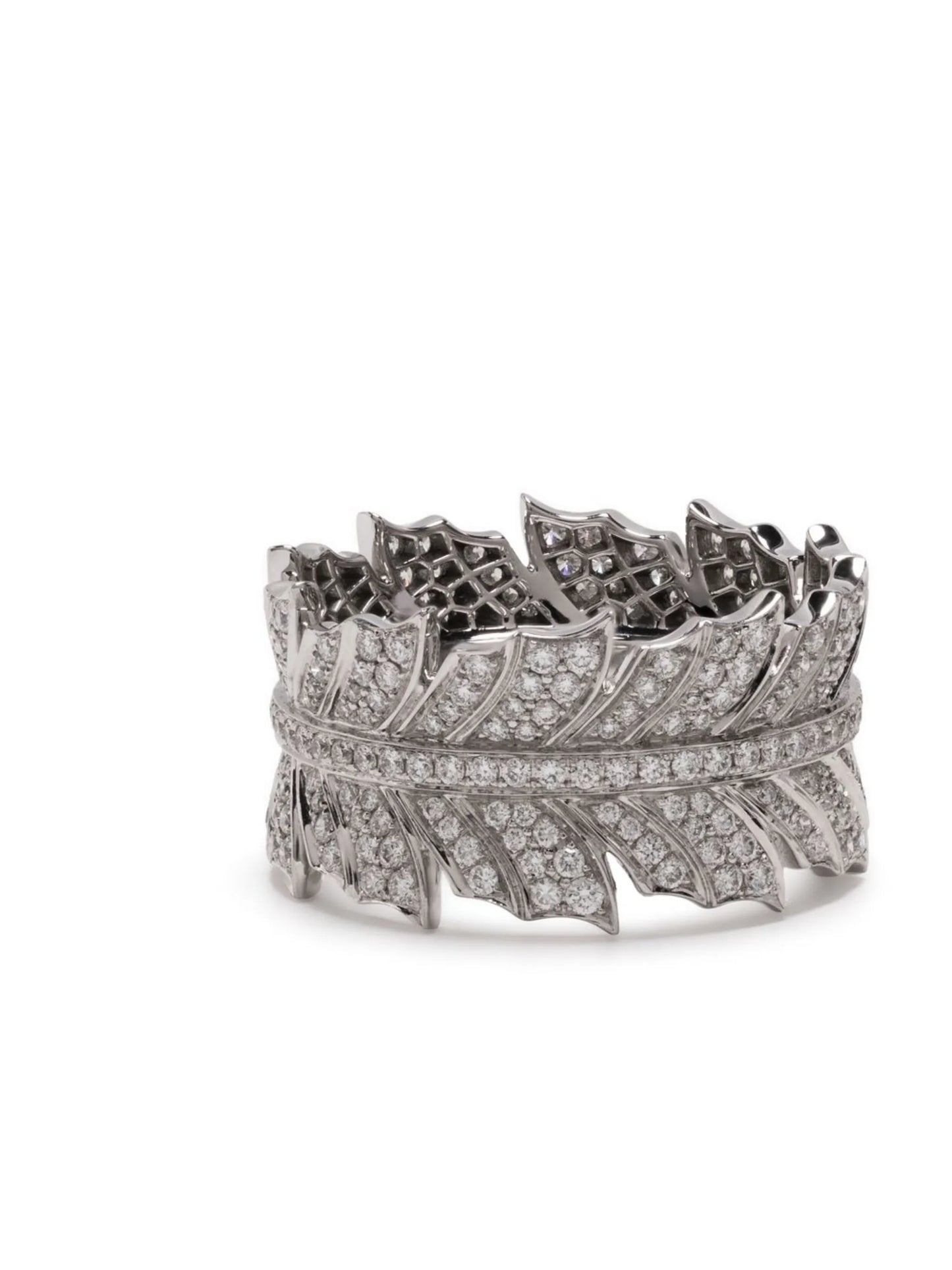 18kt white gold Magnipheasant Band diamond ring