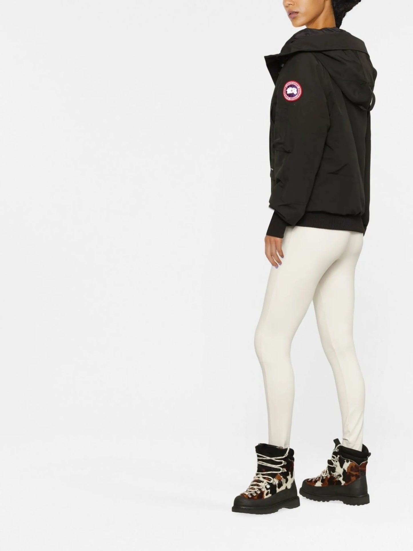 logo-patch hooded down jacket