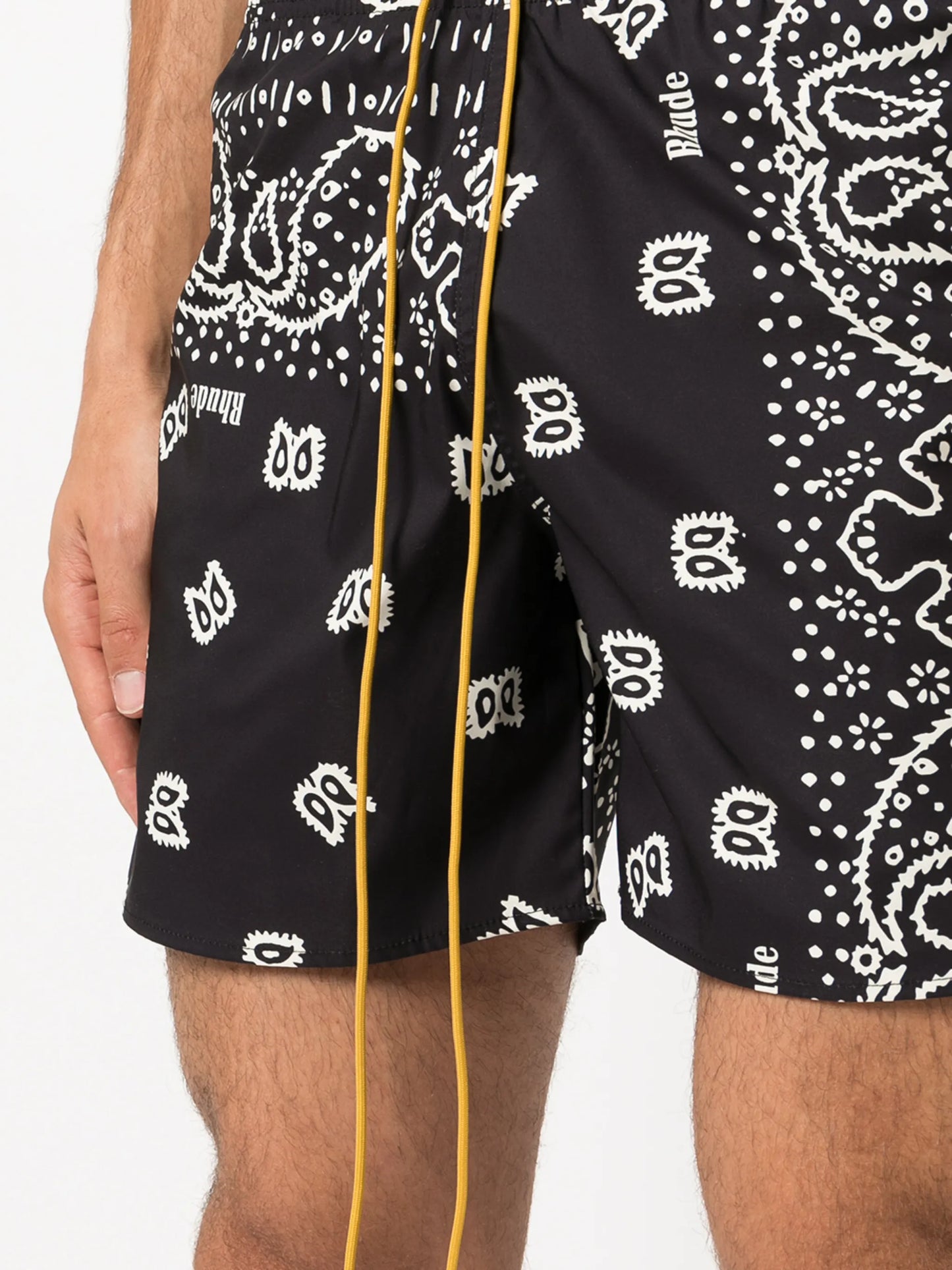 bandana-print shorts