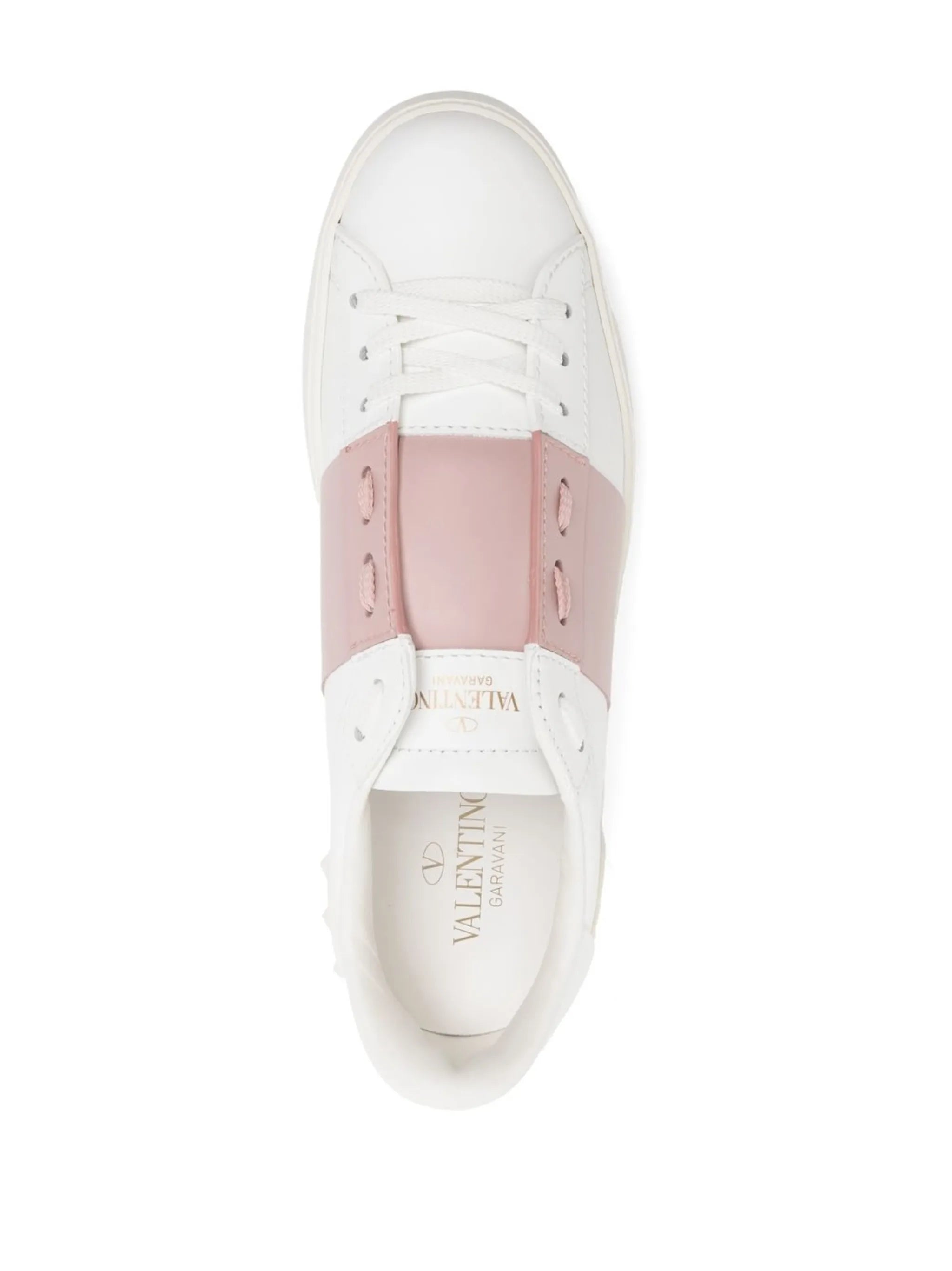 Open low-top leather sneakers