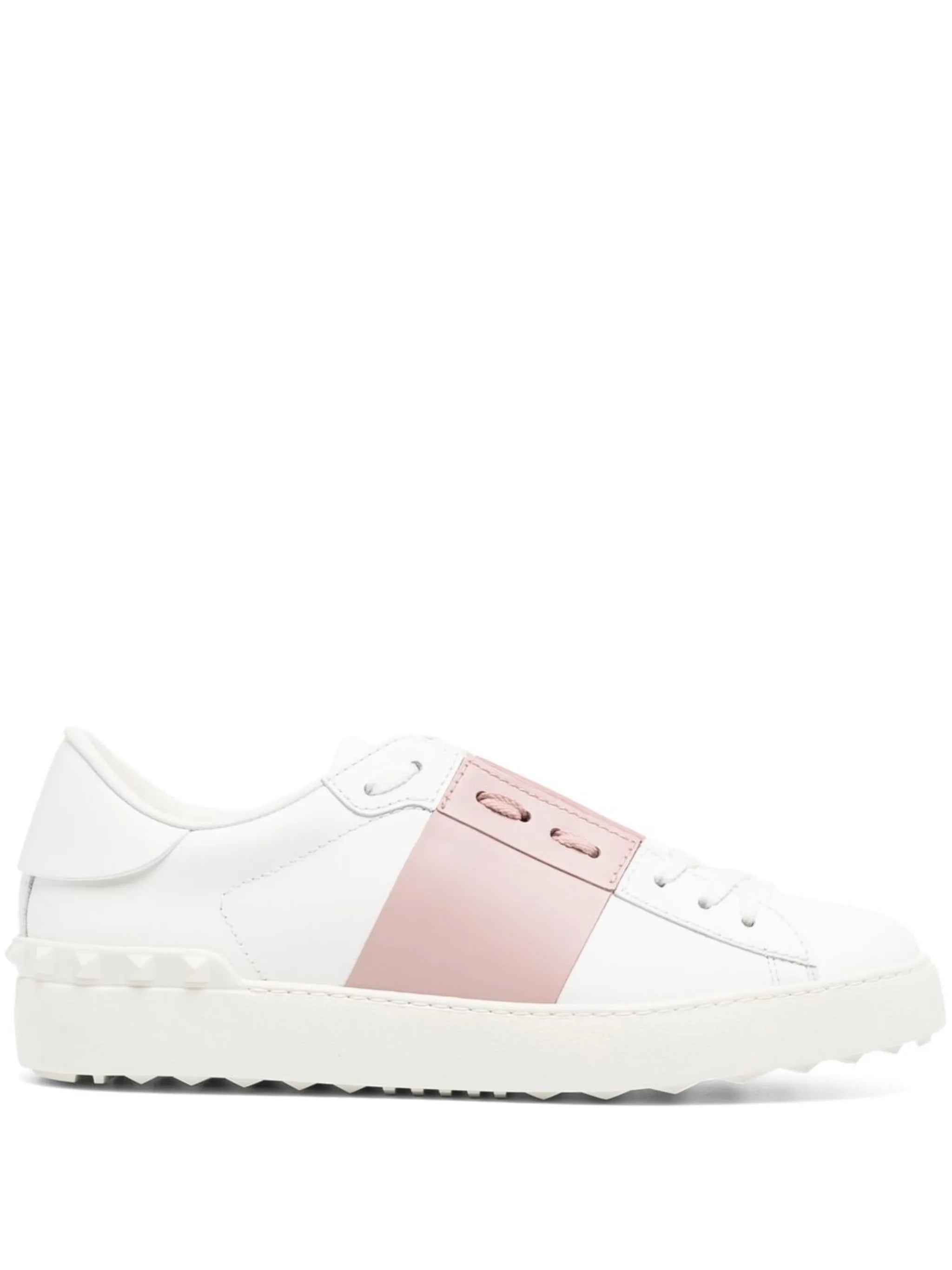 Open low-top leather sneakers