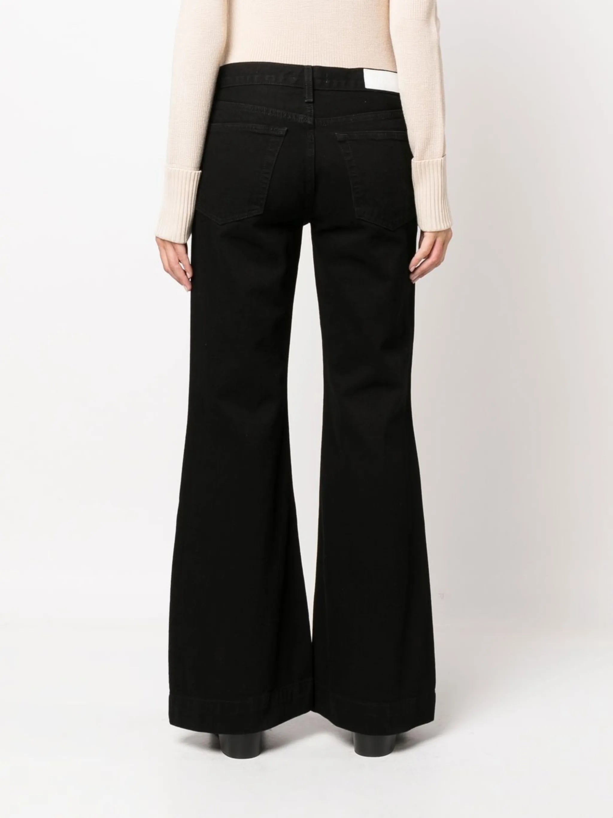 '70s mid-rise flared jeans