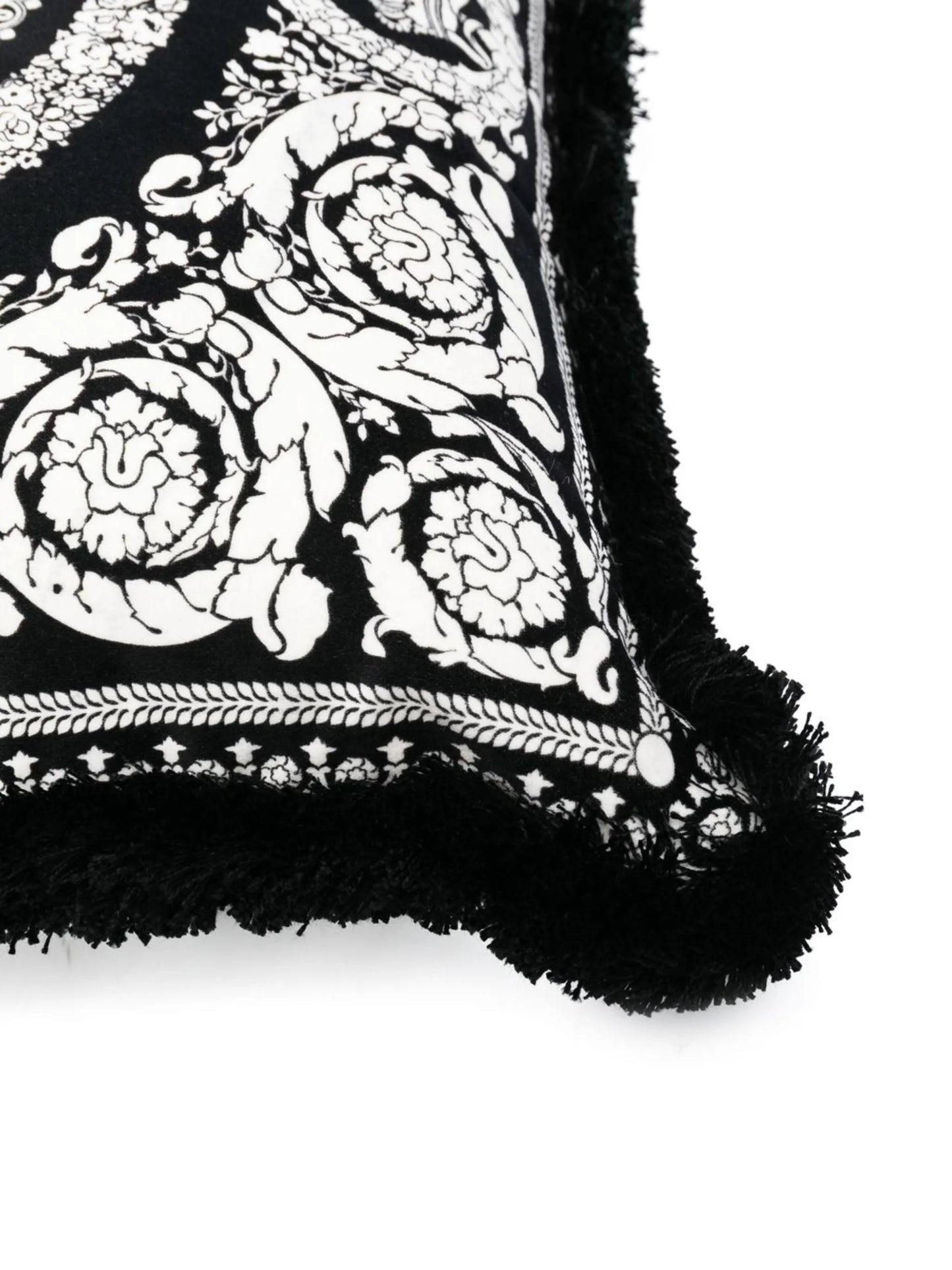 graphic-print cushion